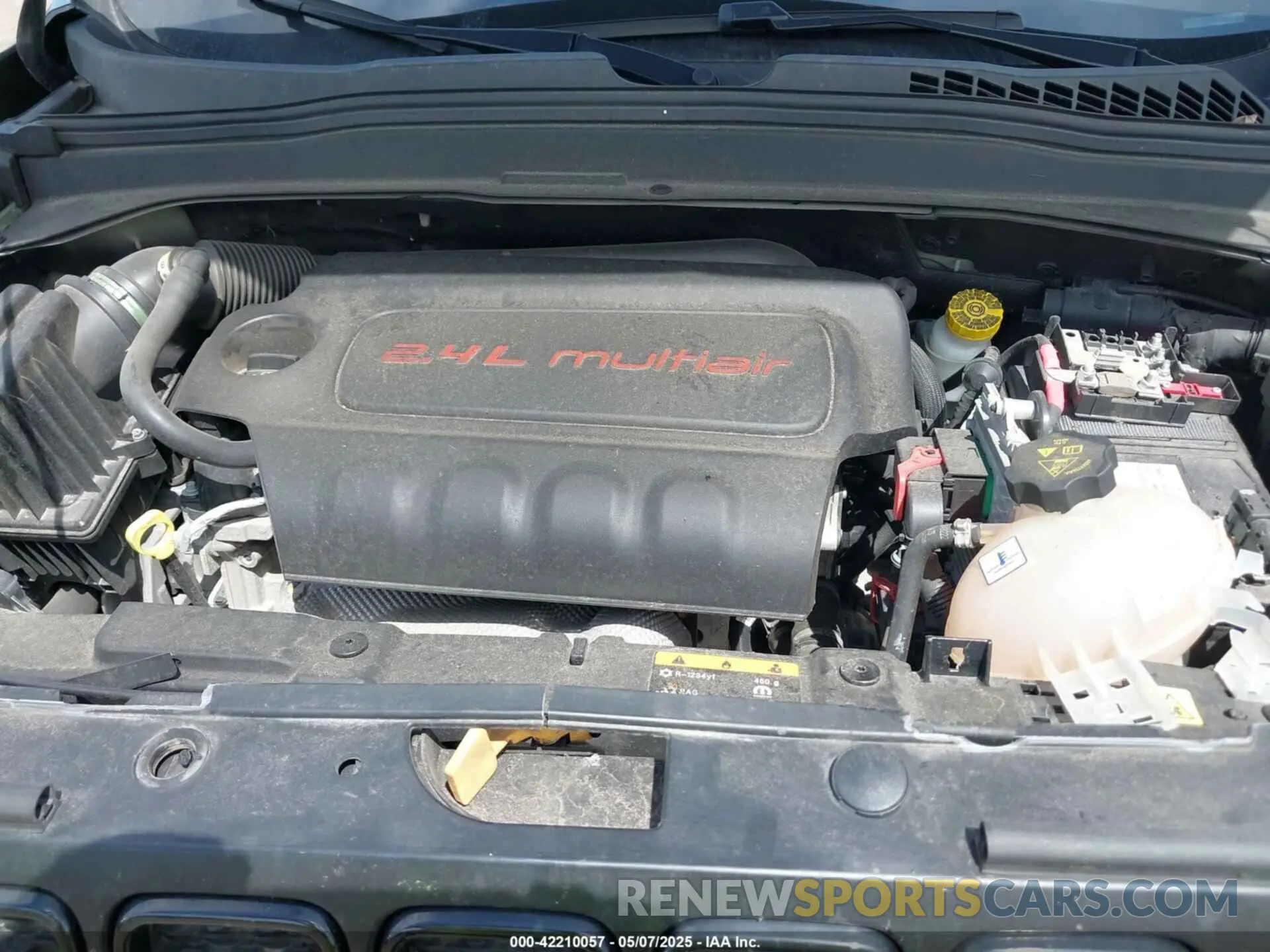 10 Photograph of a damaged car ZACNJBBBXKPK55553 JEEP RENEGADE 2019
