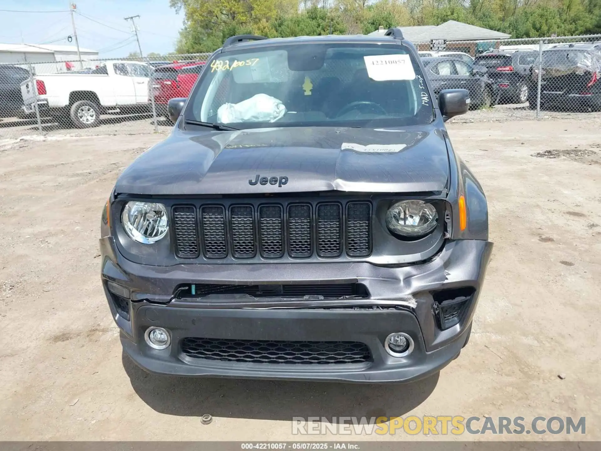 12 Photograph of a damaged car ZACNJBBBXKPK55553 JEEP RENEGADE 2019