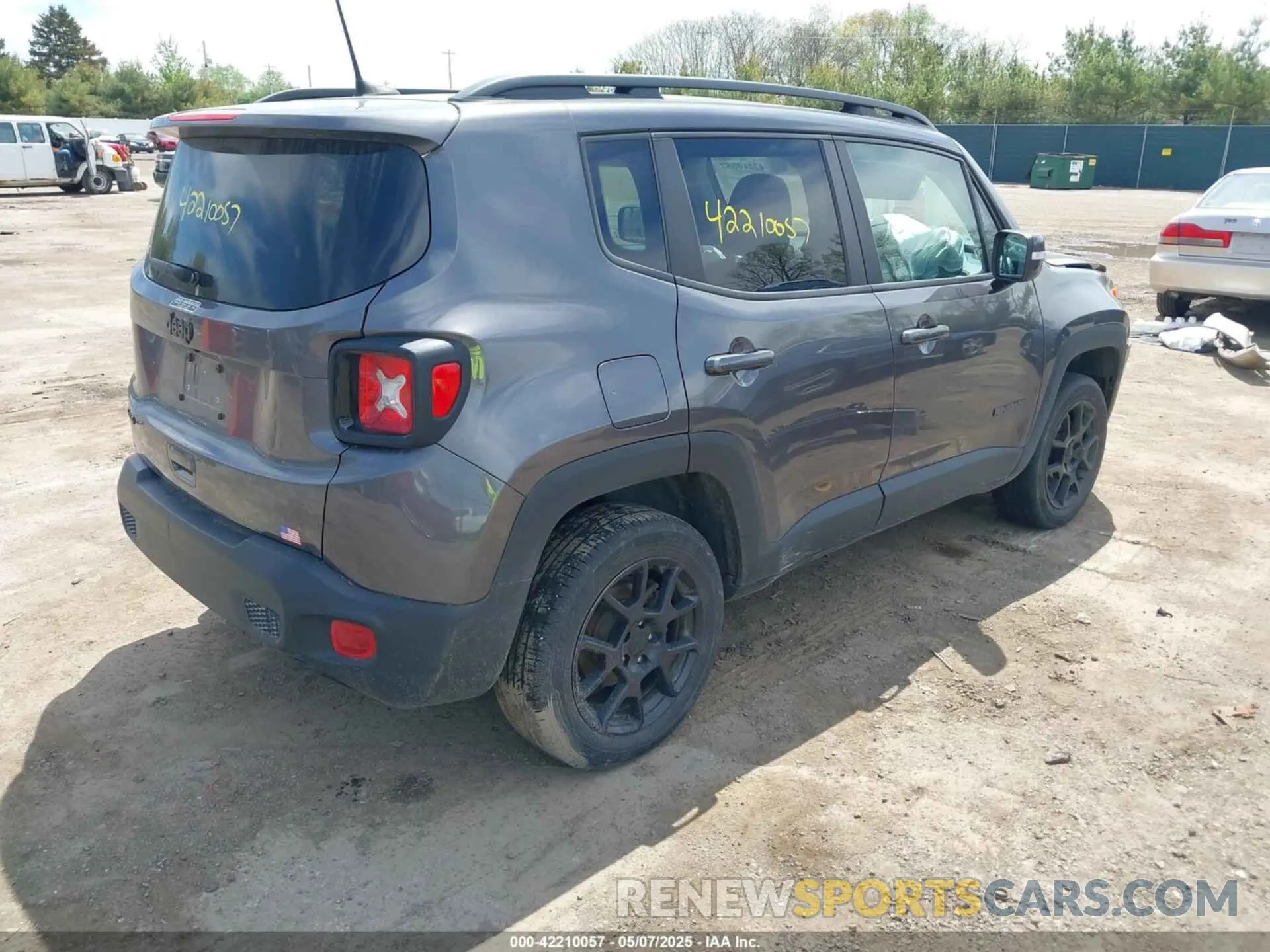 4 Photograph of a damaged car ZACNJBBBXKPK55553 JEEP RENEGADE 2019