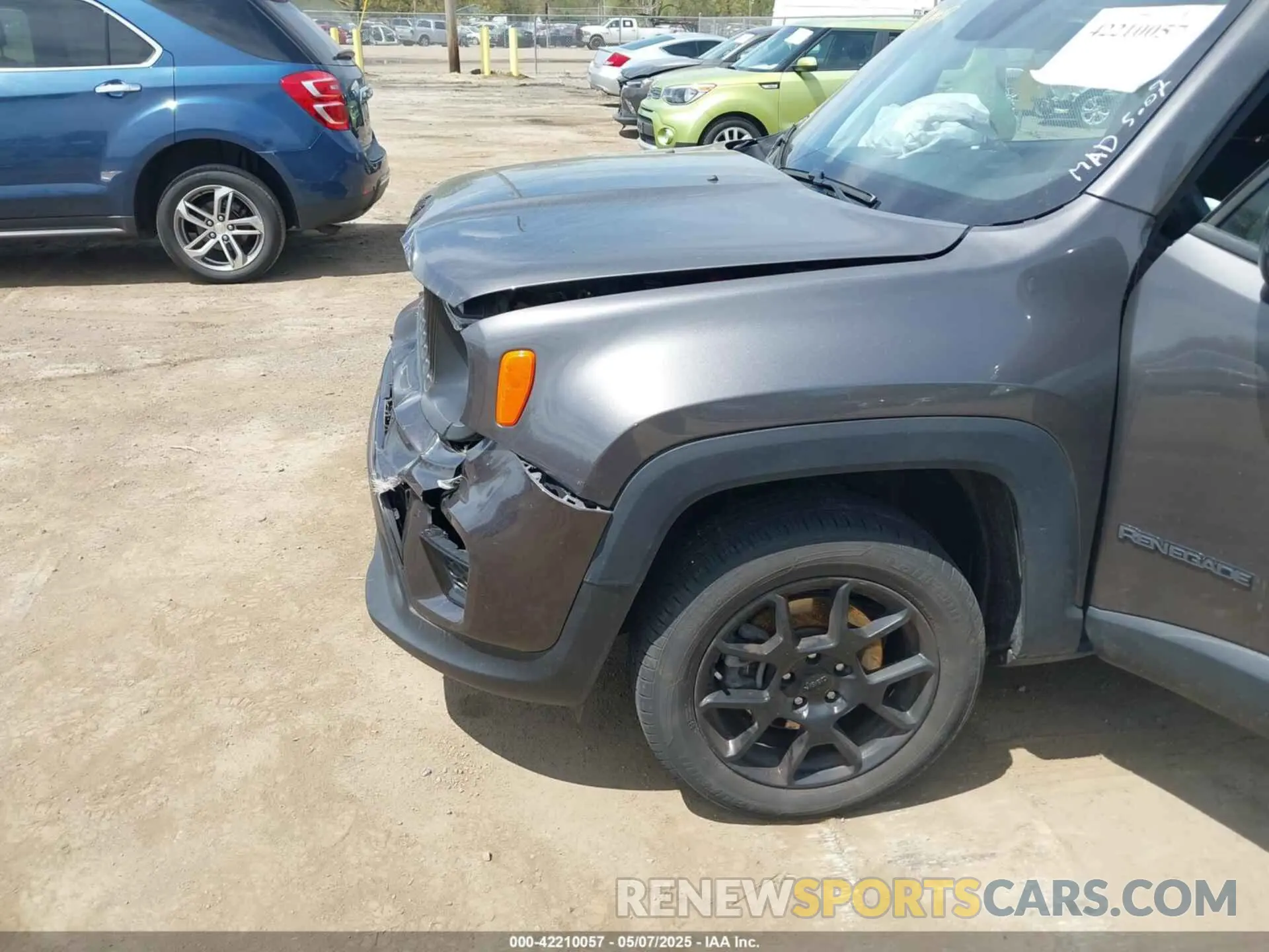 6 Photograph of a damaged car ZACNJBBBXKPK55553 JEEP RENEGADE 2019