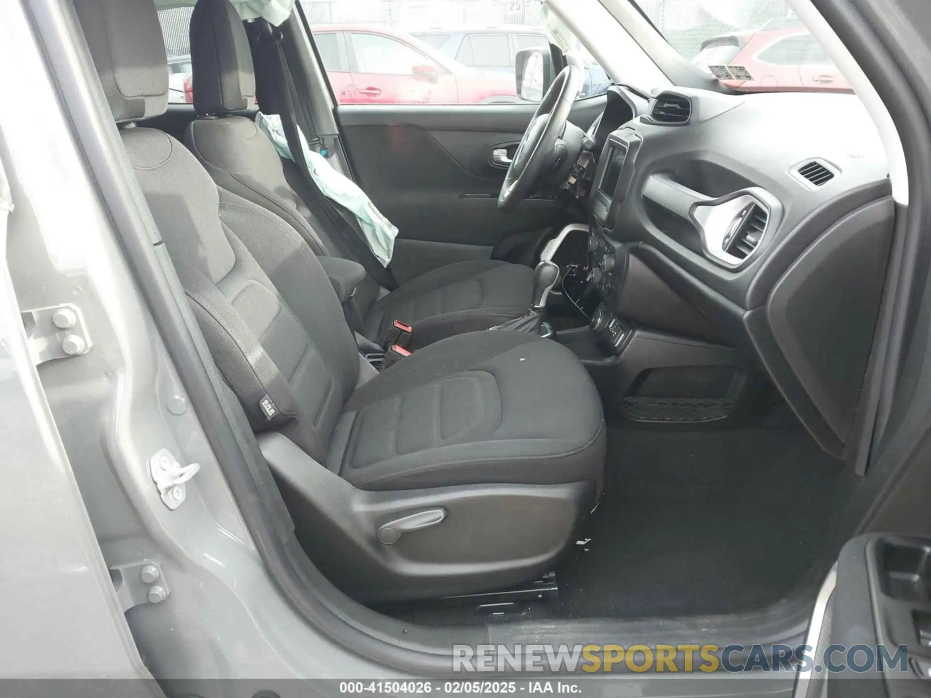 5 Photograph of a damaged car ZACNJBBBXKPK69842 JEEP RENEGADE 2019