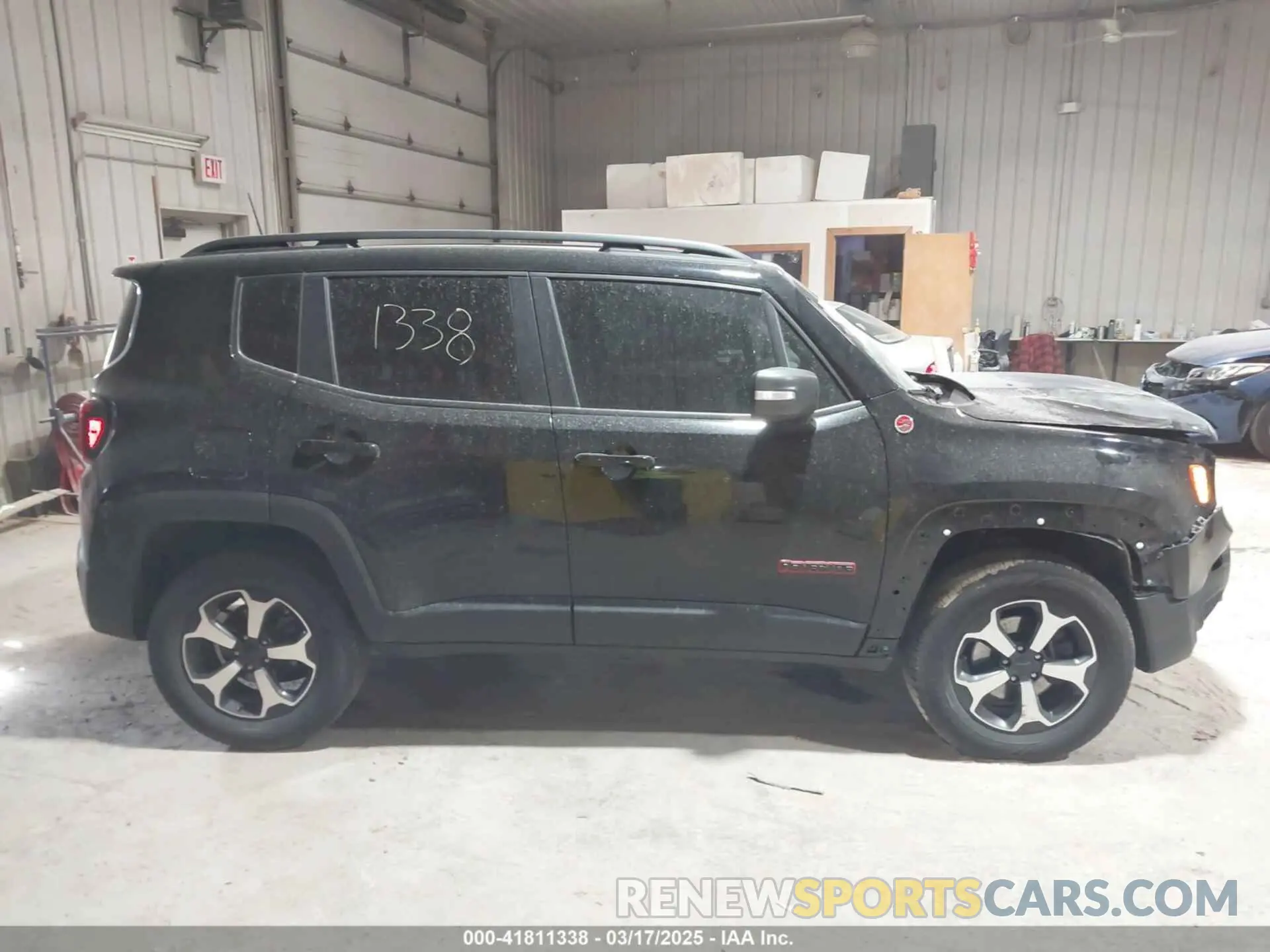 13 Photograph of a damaged car ZACNJBC11KPJ92963 JEEP RENEGADE 2019