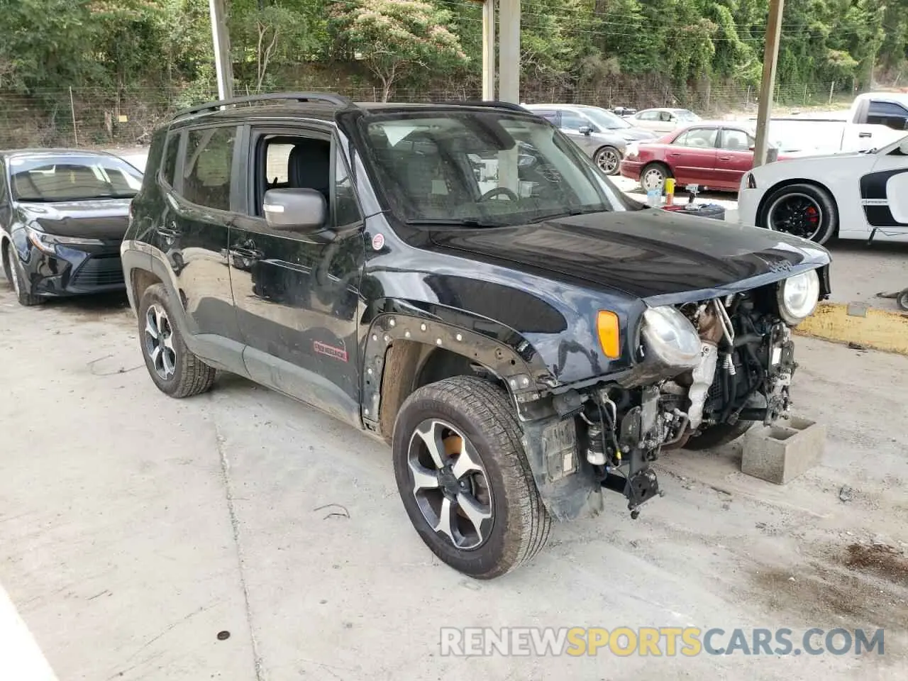 4 Photograph of a damaged car ZACNJBC11KPK05159 JEEP RENEGADE 2019