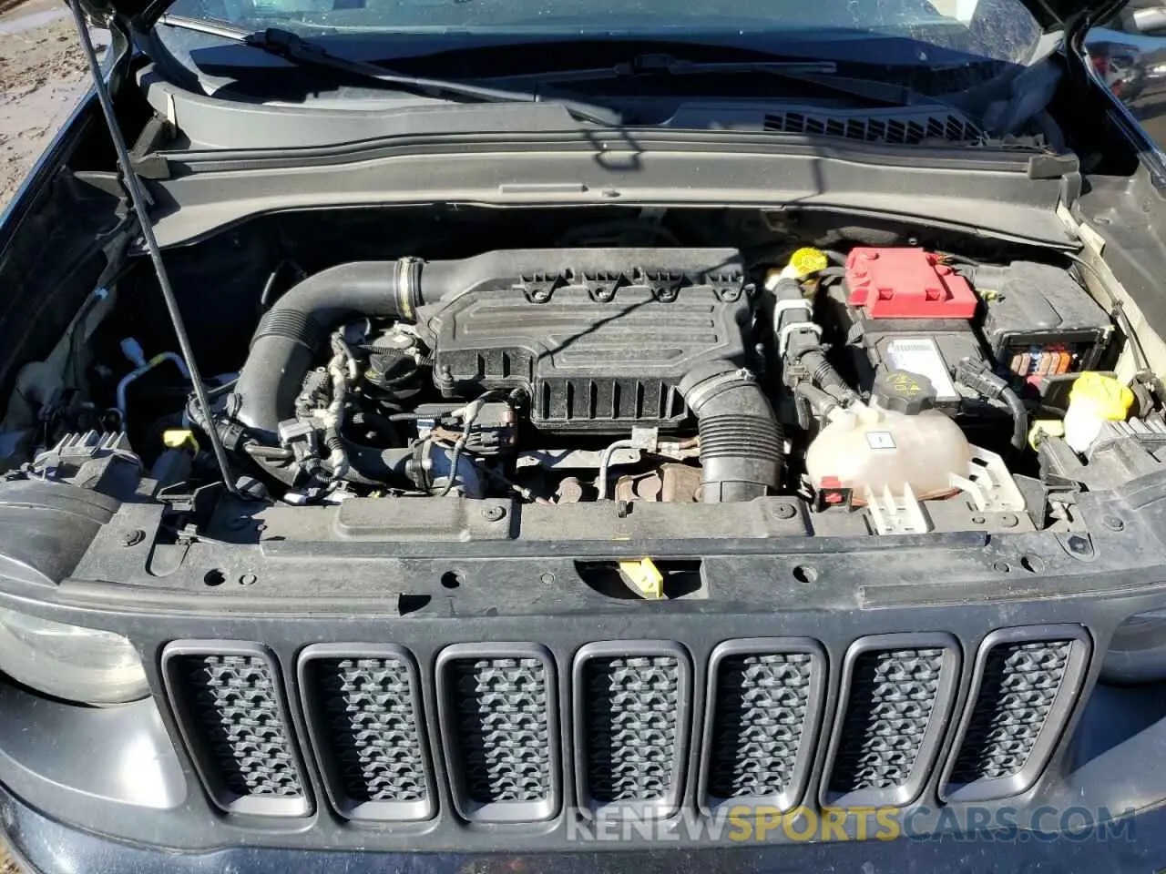 12 Photograph of a damaged car ZACNJBC12KPJ97461 JEEP RENEGADE 2019