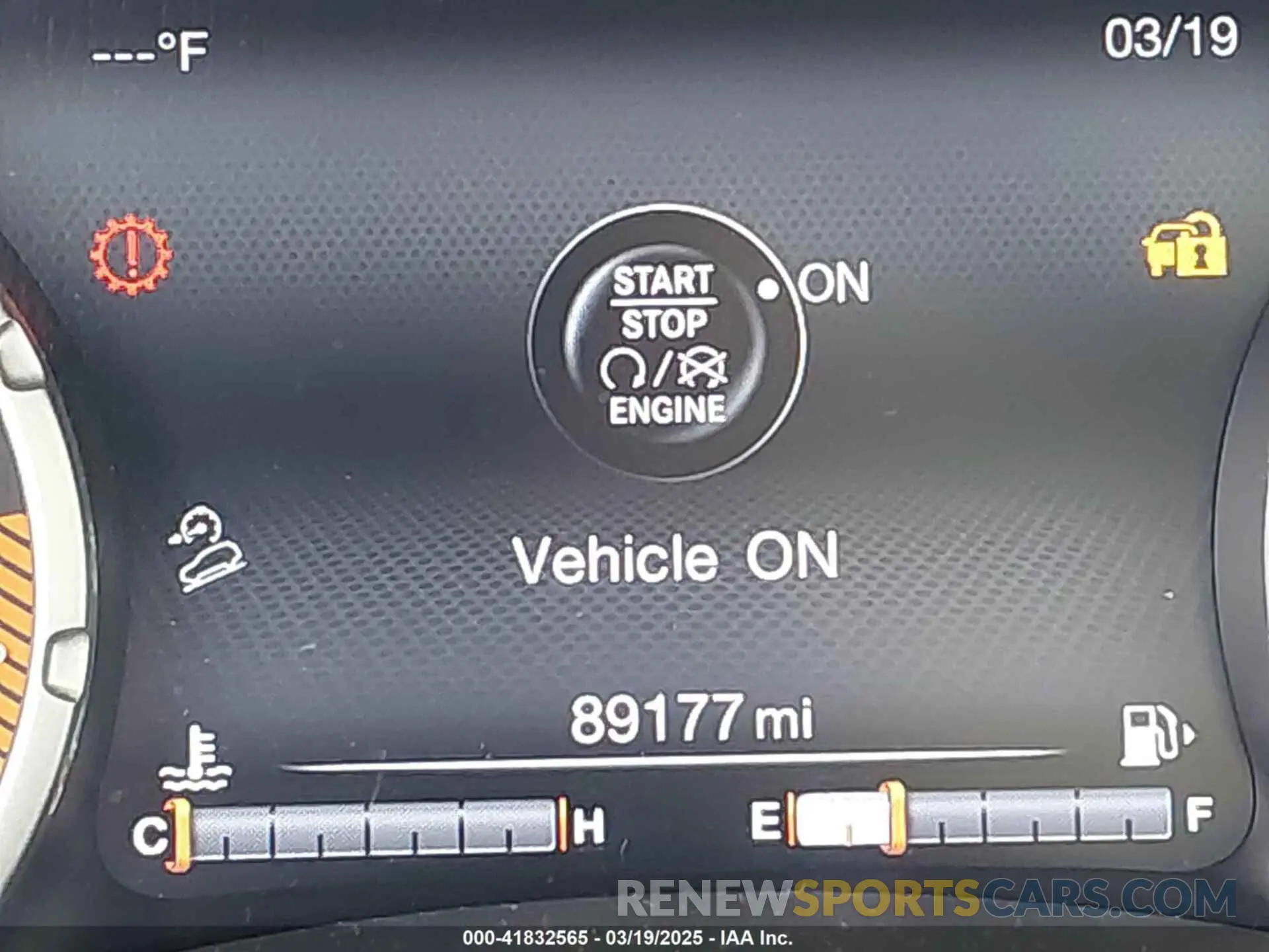 15 Photograph of a damaged car ZACNJBC12KPK02318 JEEP RENEGADE 2019