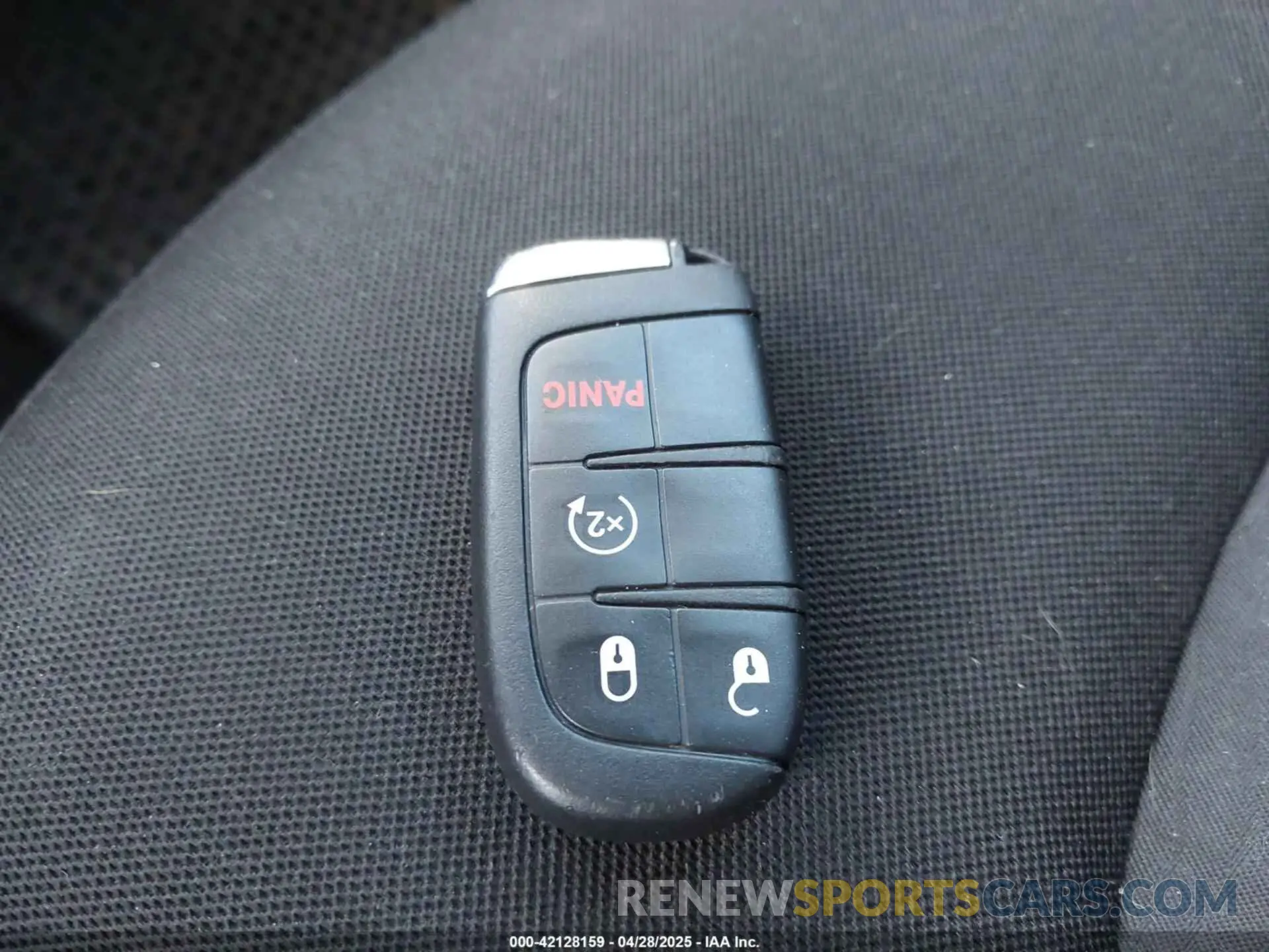 11 Photograph of a damaged car ZACNJBC14KPK49317 JEEP RENEGADE 2019