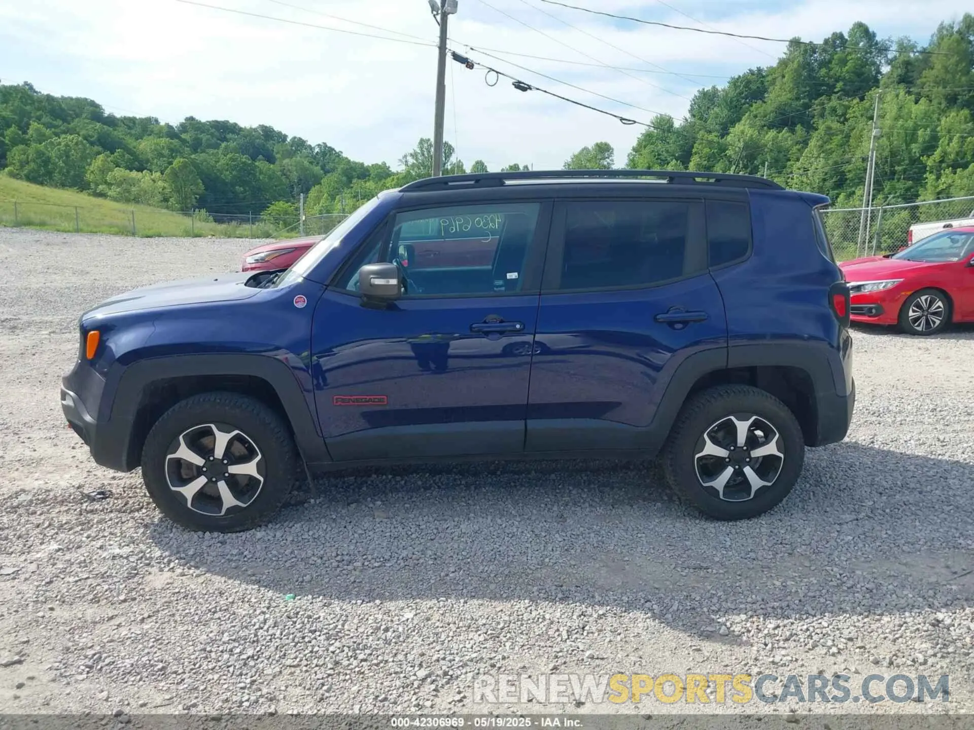 14 Photograph of a damaged car ZACNJBC16KPJ93803 JEEP RENEGADE 2019