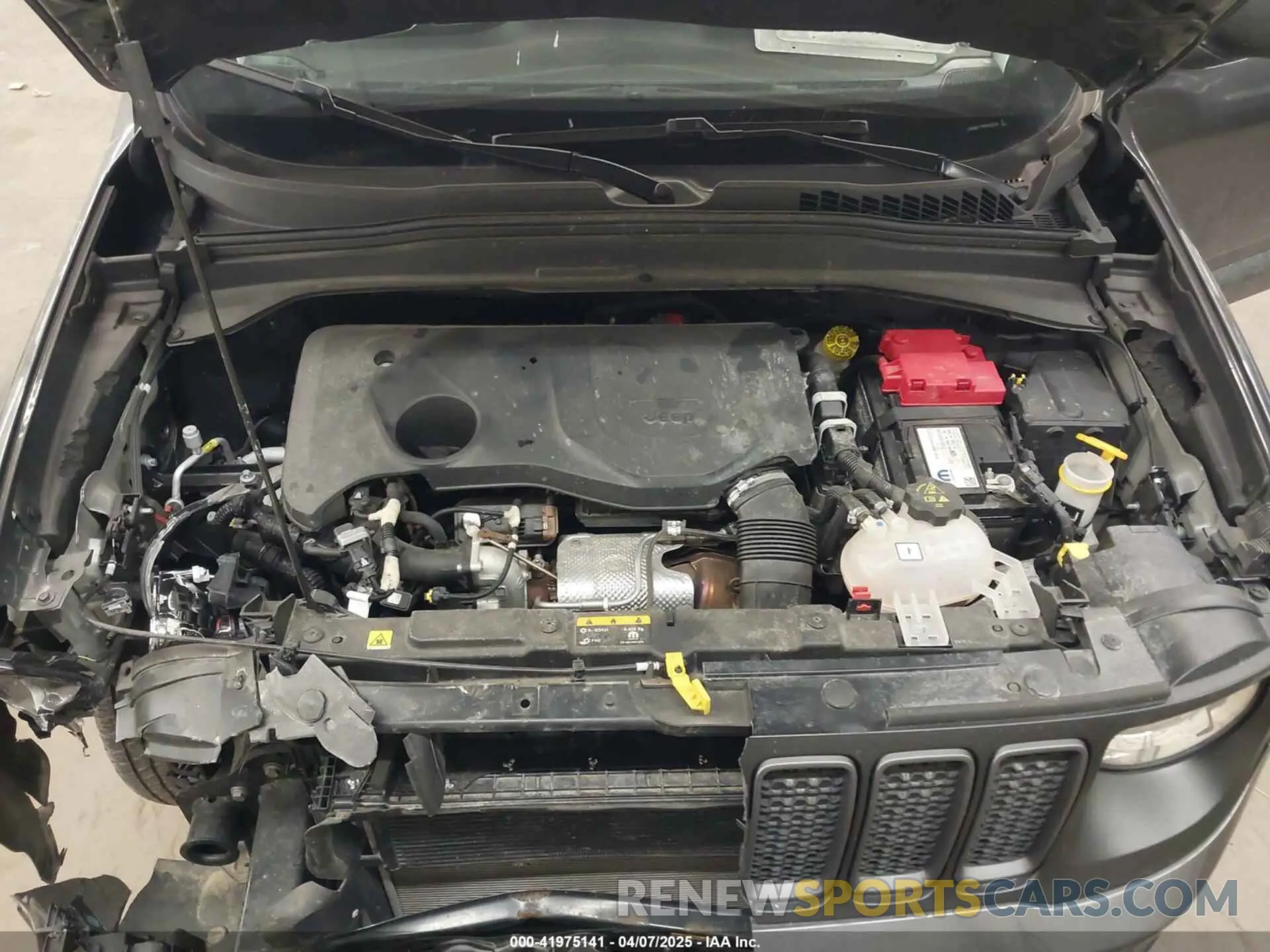 10 Photograph of a damaged car ZACNJBC17KPK22354 JEEP RENEGADE 2019