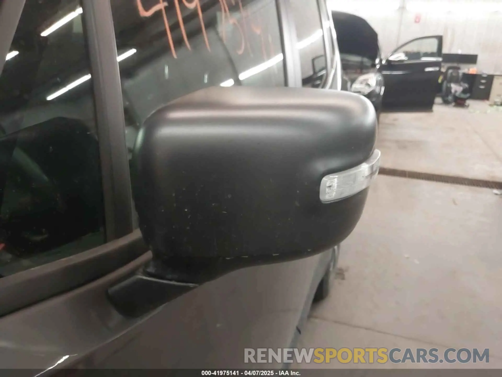 12 Photograph of a damaged car ZACNJBC17KPK22354 JEEP RENEGADE 2019