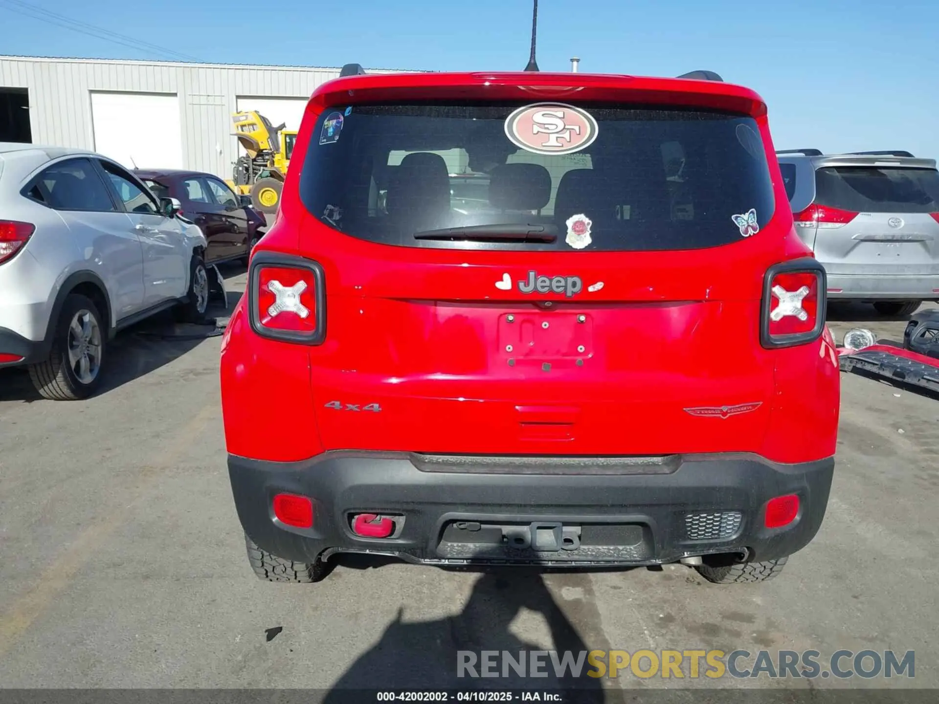 17 Photograph of a damaged car ZACNJBC19KPK09606 JEEP RENEGADE 2019