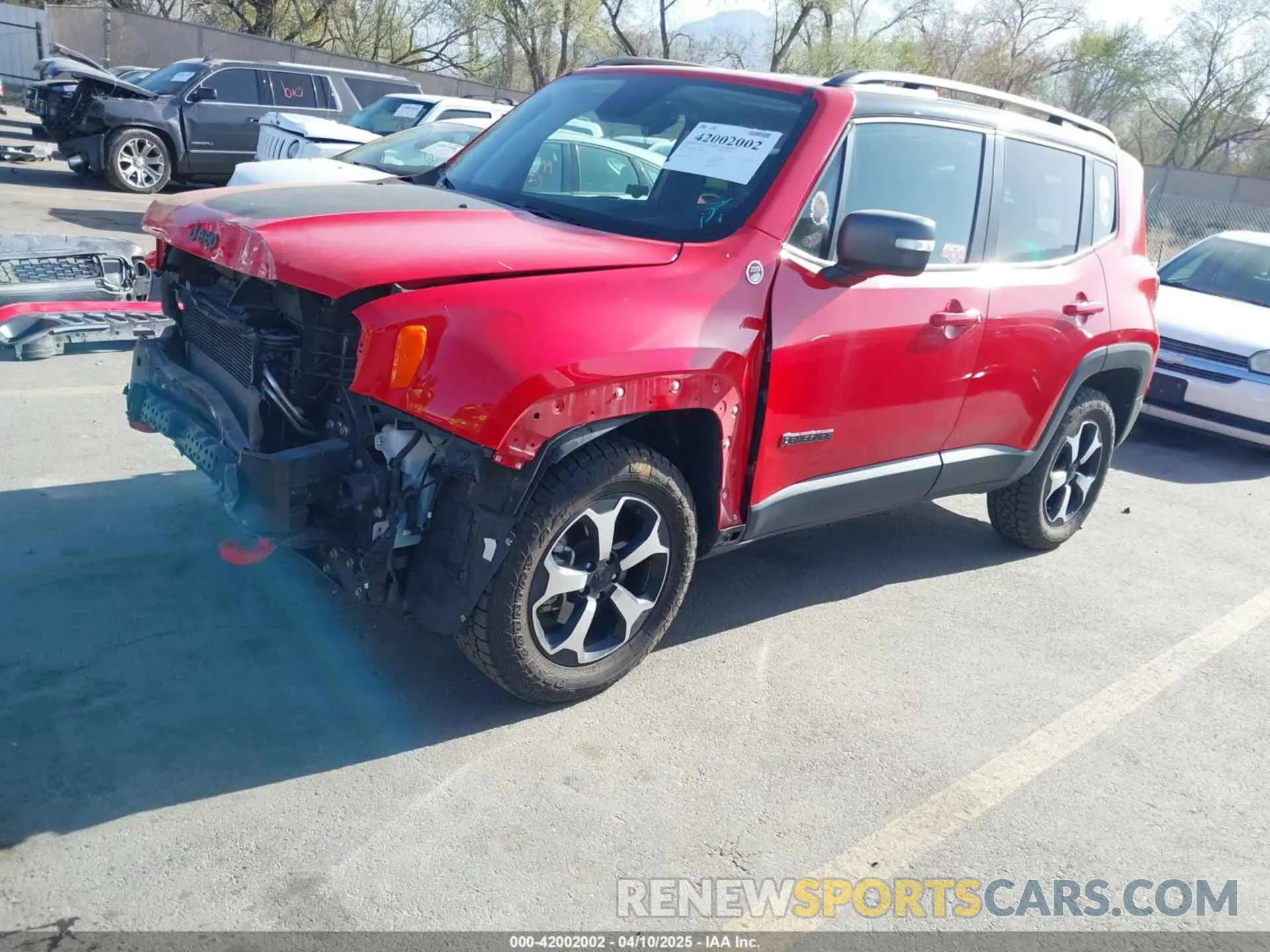 2 Photograph of a damaged car ZACNJBC19KPK09606 JEEP RENEGADE 2019