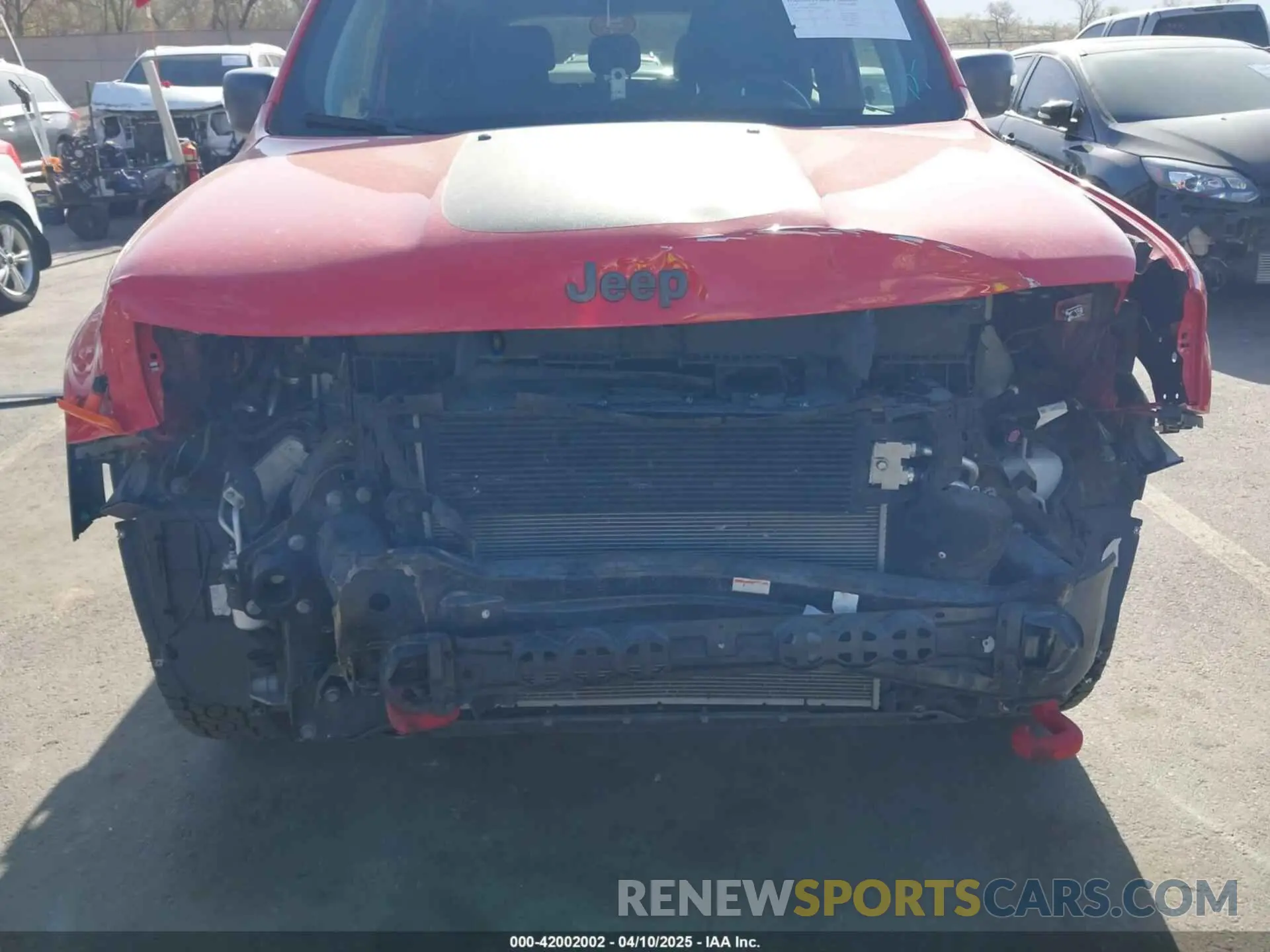 6 Photograph of a damaged car ZACNJBC19KPK09606 JEEP RENEGADE 2019