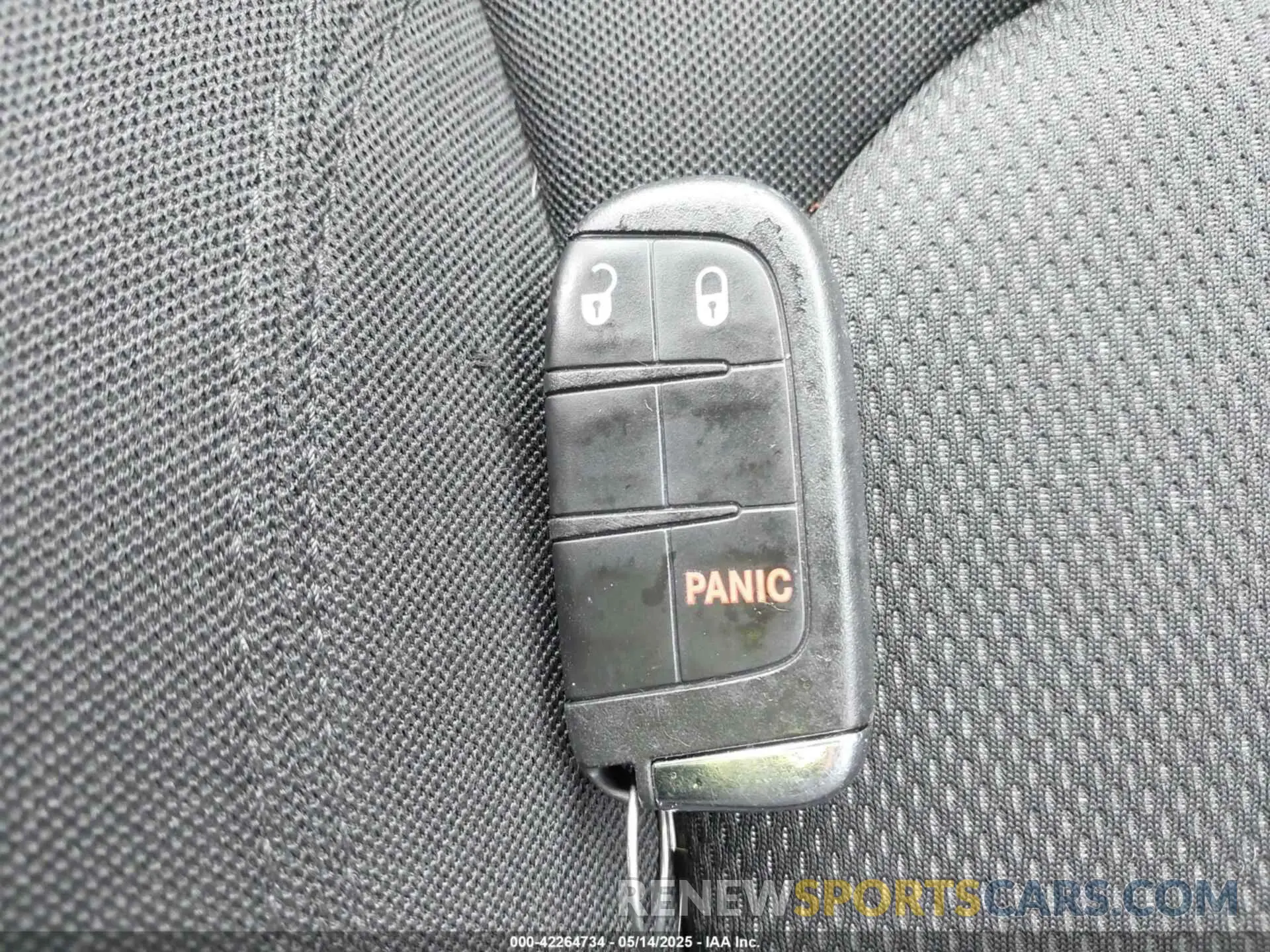 11 Photograph of a damaged car ZACNJAAB0LPL08984 JEEP RENEGADE 2020