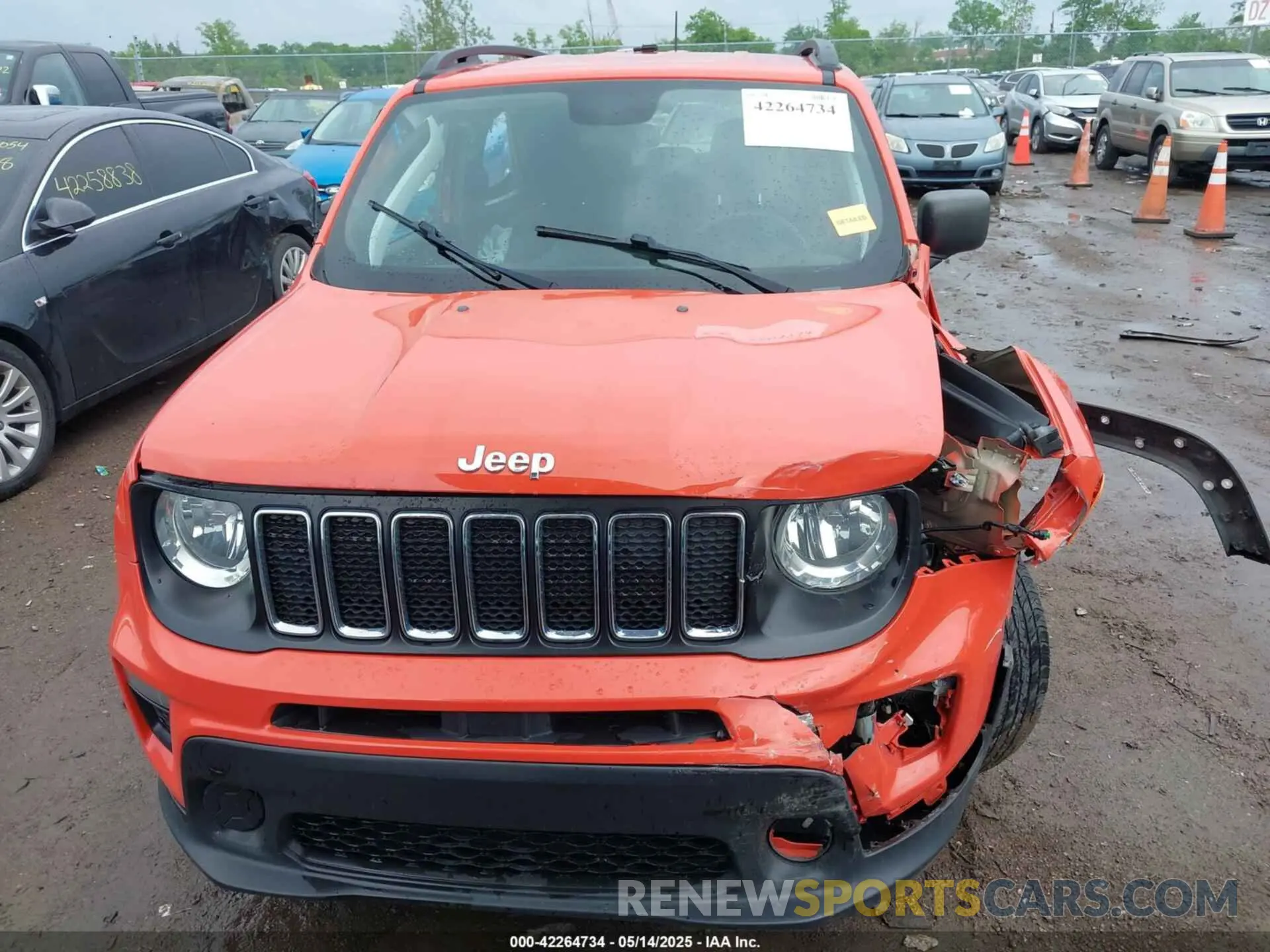 12 Photograph of a damaged car ZACNJAAB0LPL08984 JEEP RENEGADE 2020