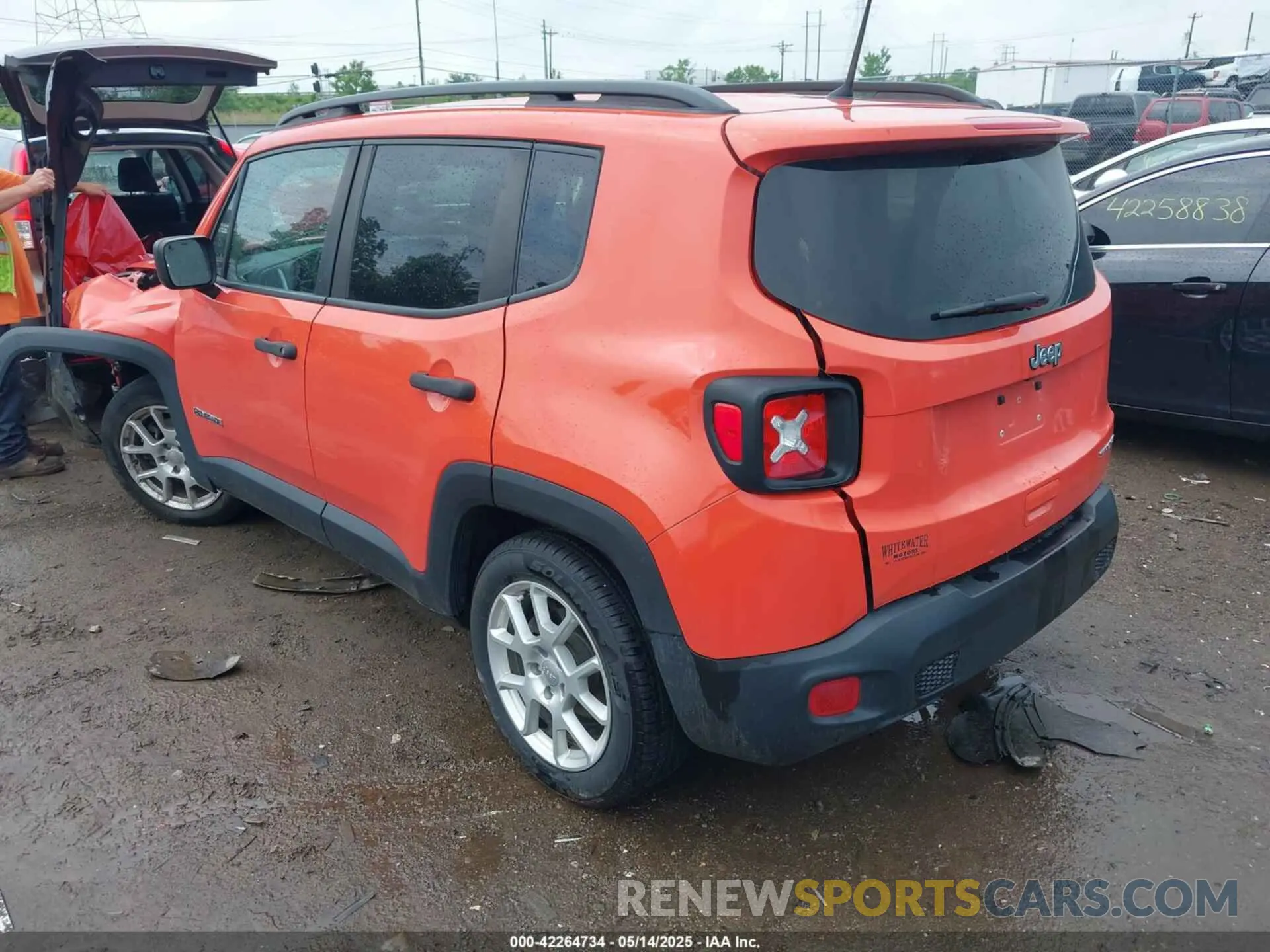 3 Photograph of a damaged car ZACNJAAB0LPL08984 JEEP RENEGADE 2020
