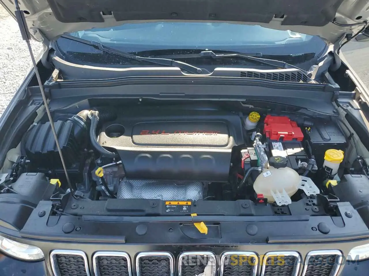 12 Photograph of a damaged car ZACNJAAB0LPL13392 JEEP RENEGADE 2020