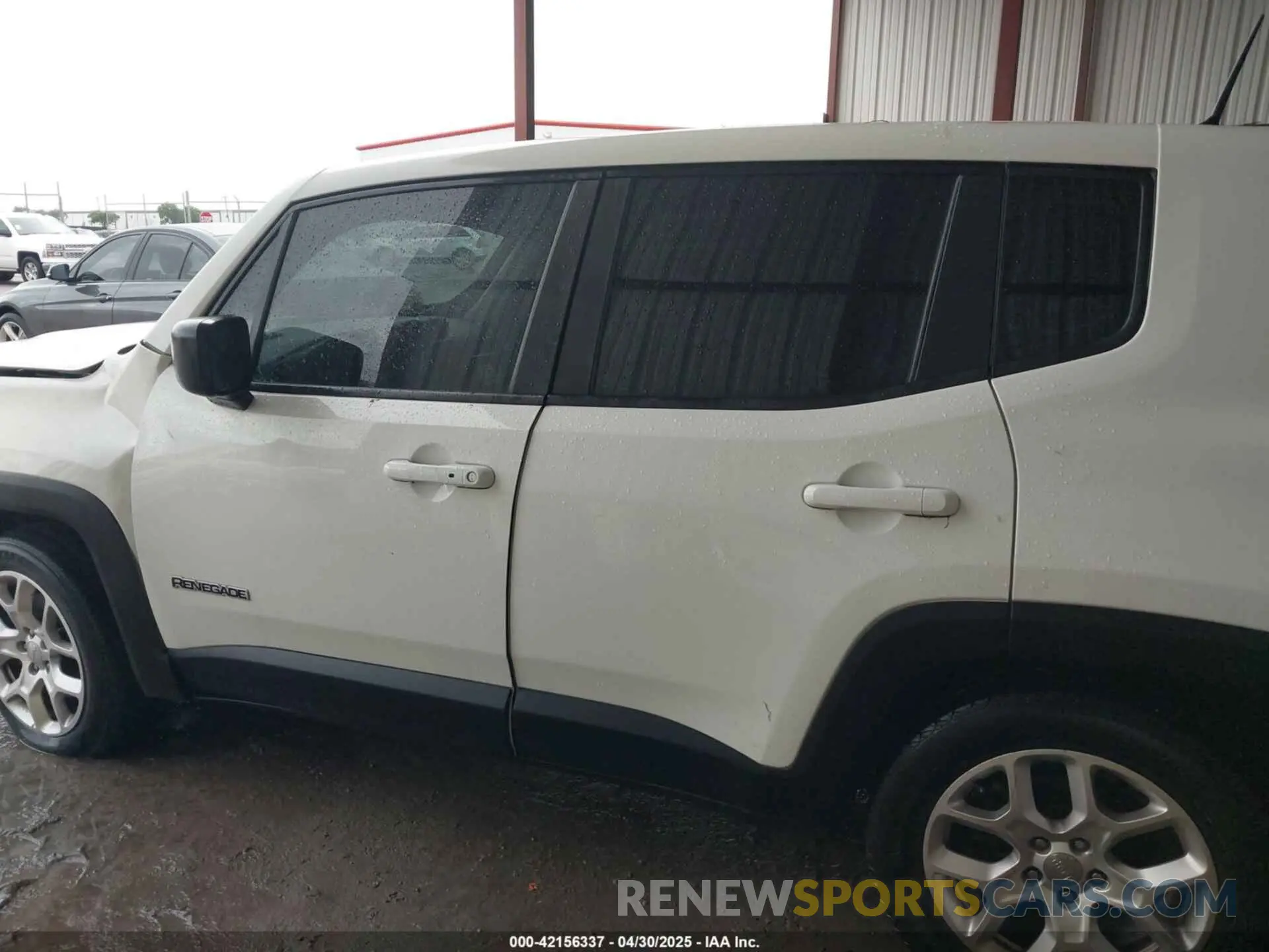 14 Photograph of a damaged car ZACNJAAB1LPK97431 JEEP RENEGADE 2020