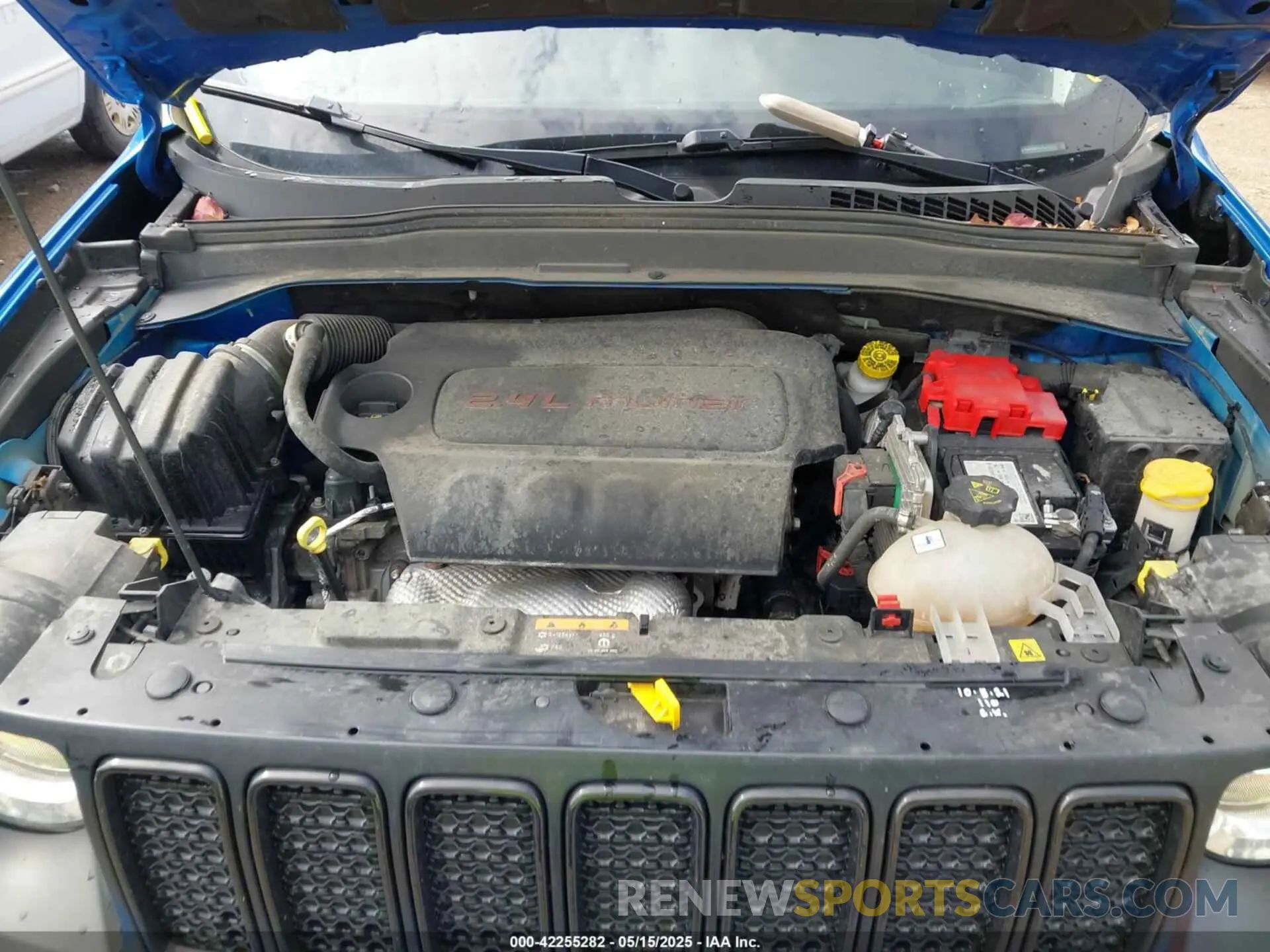 10 Photograph of a damaged car ZACNJAAB1LPL75674 JEEP RENEGADE 2020