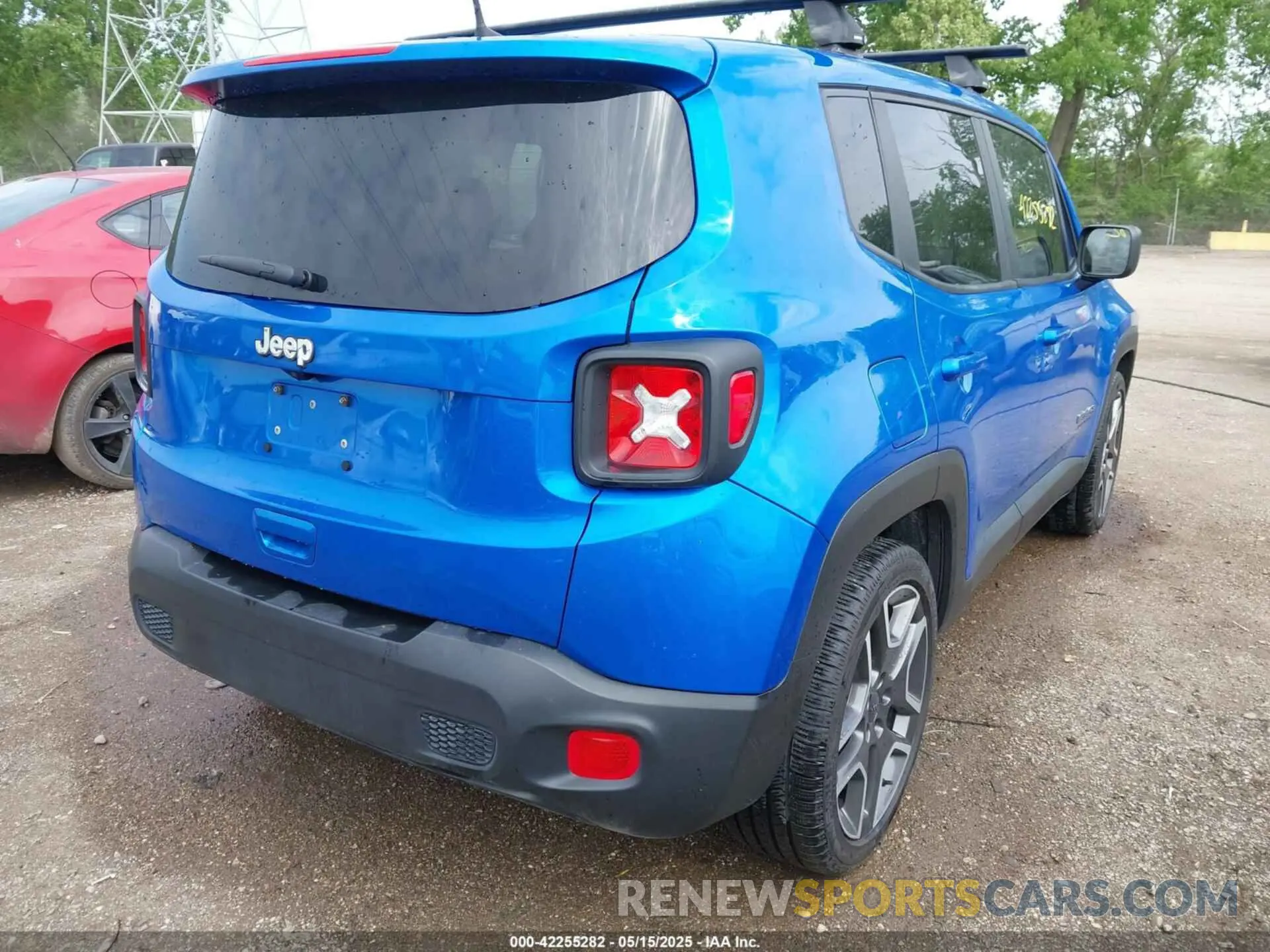 4 Photograph of a damaged car ZACNJAAB1LPL75674 JEEP RENEGADE 2020