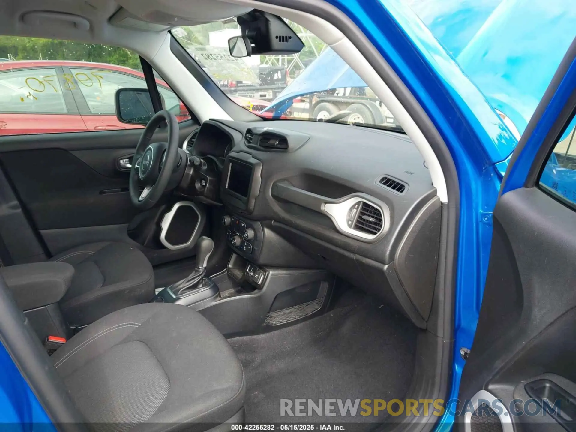5 Photograph of a damaged car ZACNJAAB1LPL75674 JEEP RENEGADE 2020