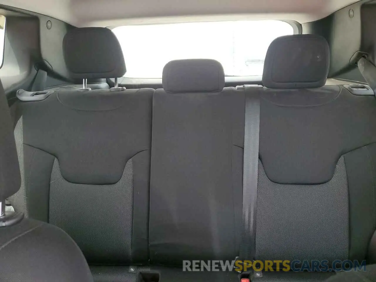 10 Photograph of a damaged car ZACNJAAB2LPL52923 JEEP RENEGADE 2020