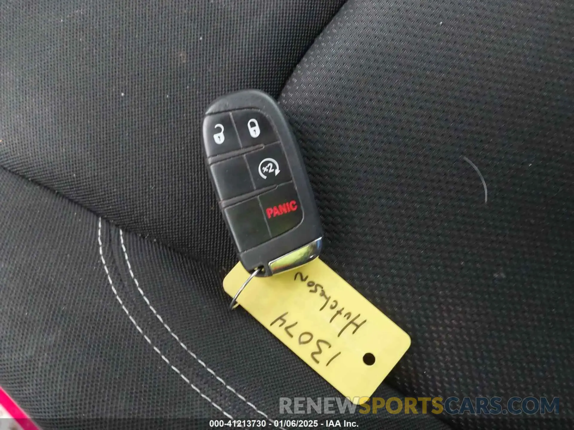 11 Photograph of a damaged car ZACNJAAB3LPL75076 JEEP RENEGADE 2020