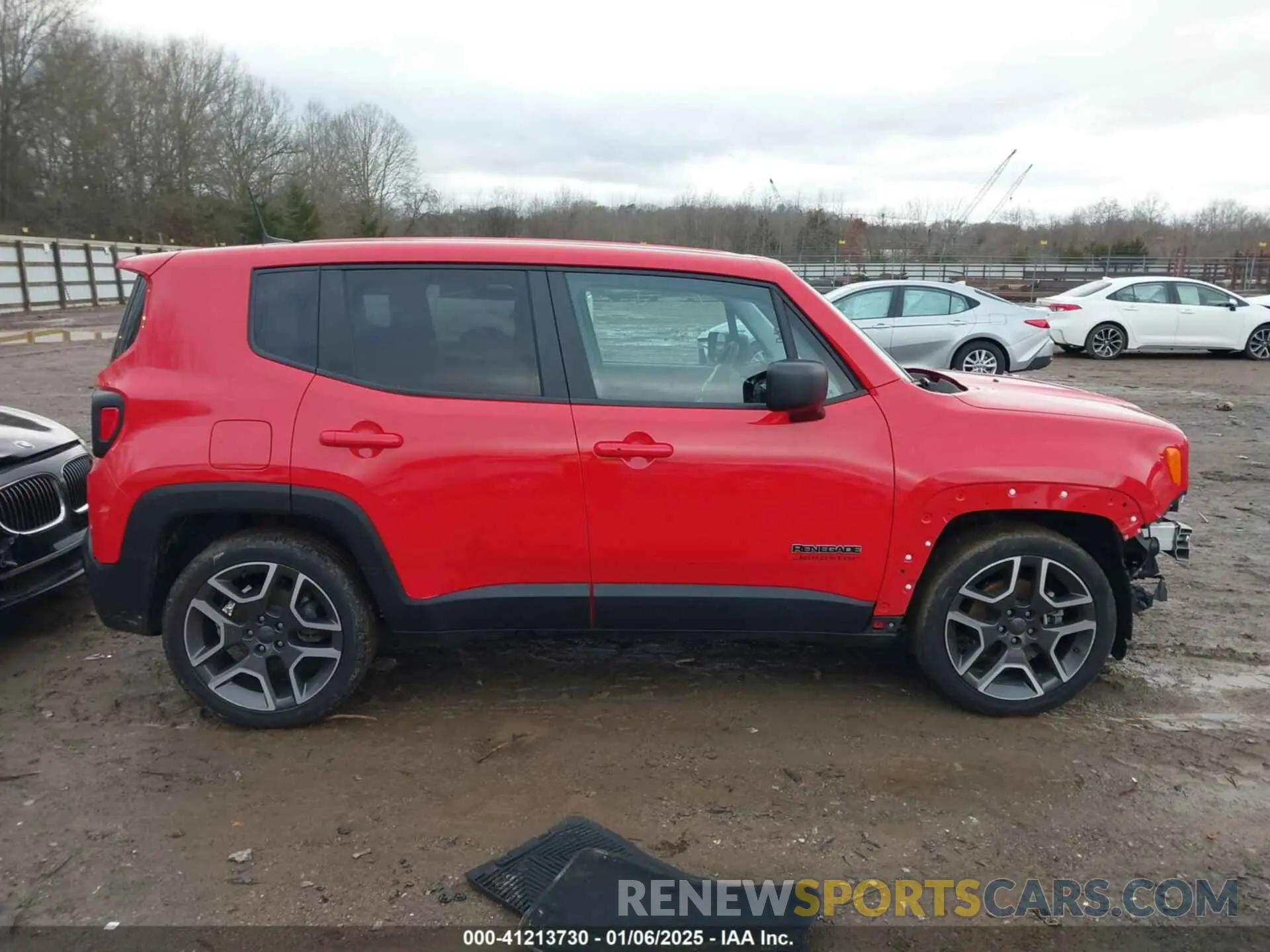 13 Photograph of a damaged car ZACNJAAB3LPL75076 JEEP RENEGADE 2020