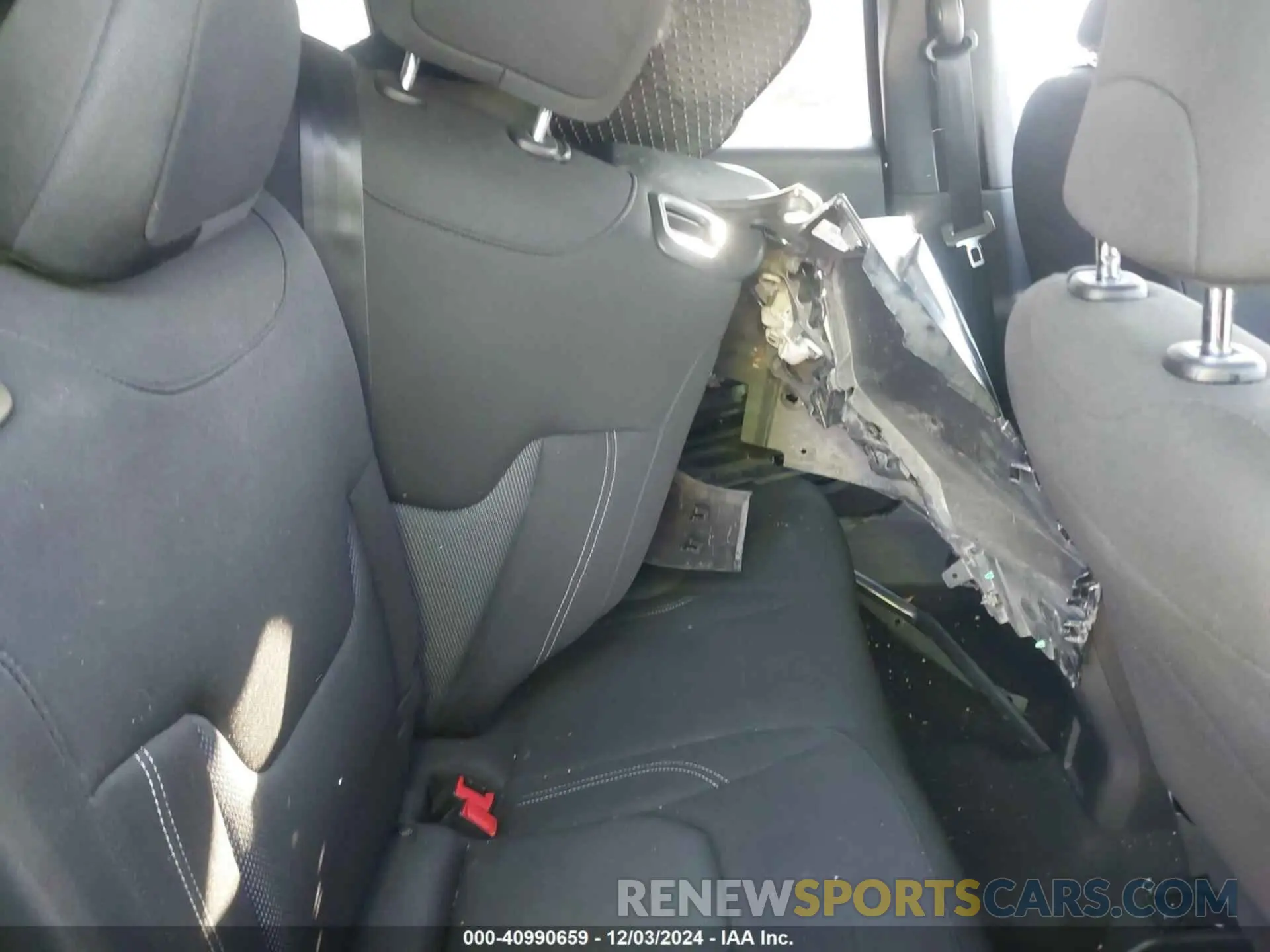 8 Photograph of a damaged car ZACNJAAB3LPL97434 JEEP RENEGADE 2020