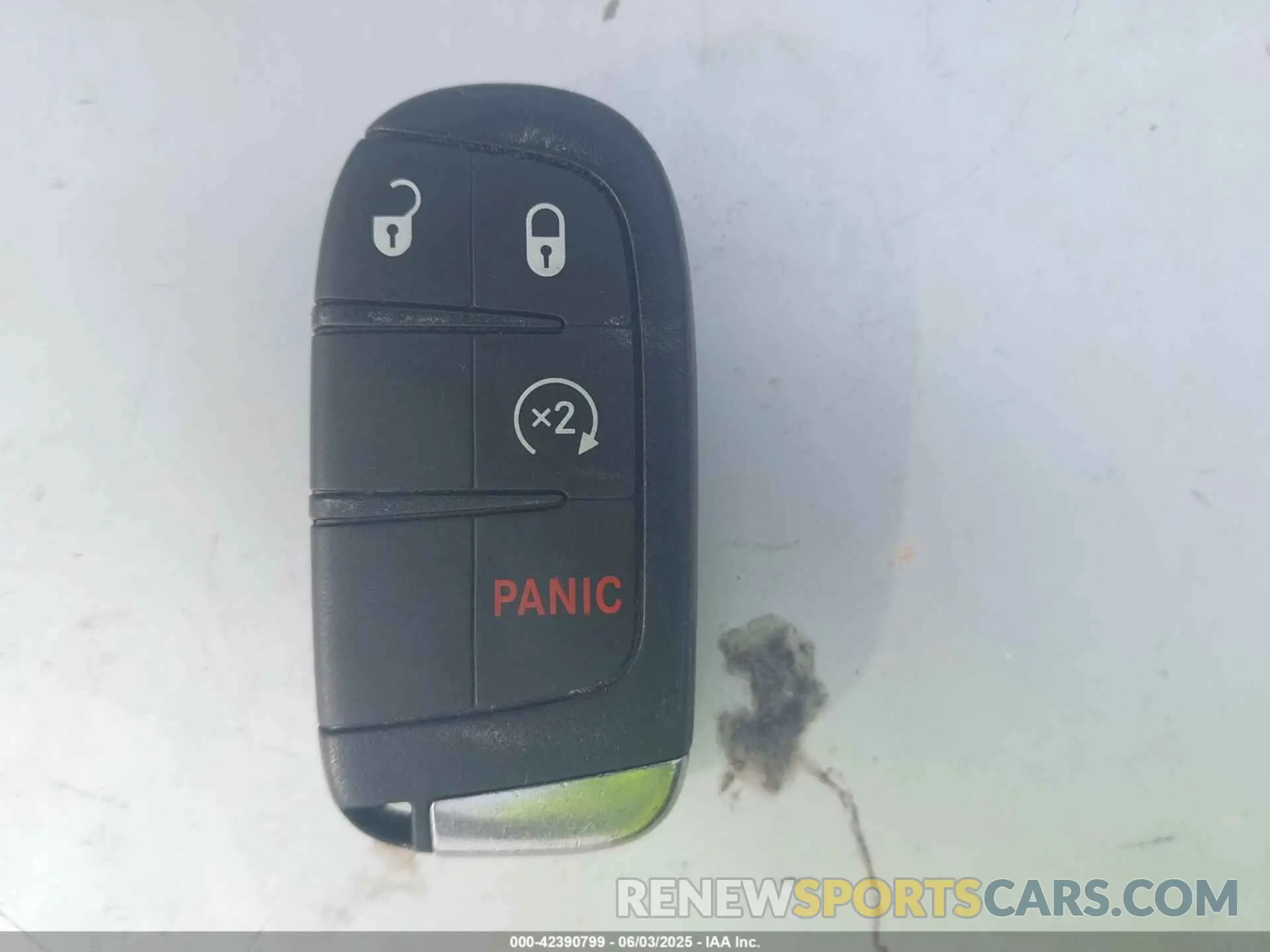 11 Photograph of a damaged car ZACNJAAB4LPL64670 JEEP RENEGADE 2020
