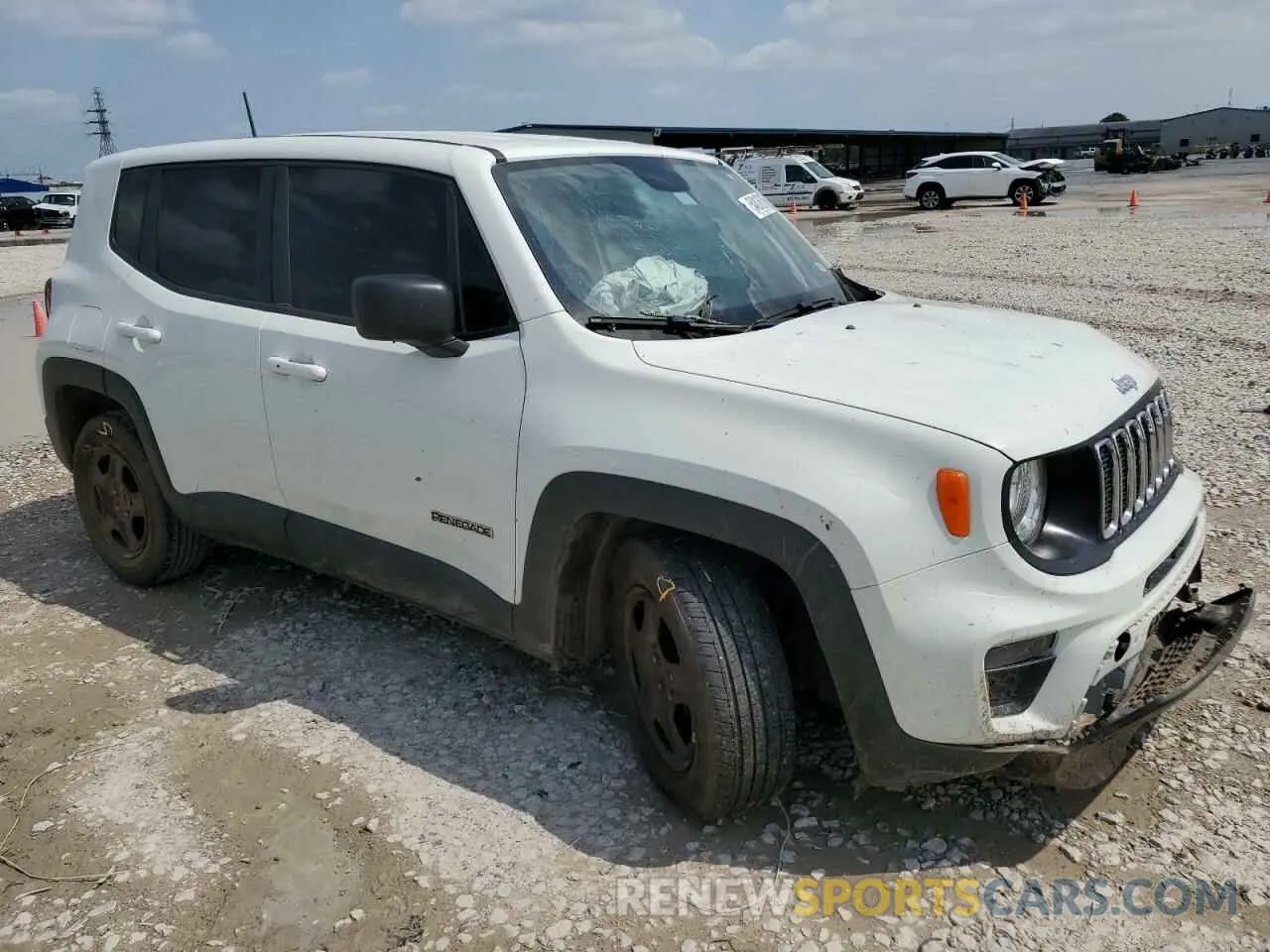 4 Photograph of a damaged car ZACNJAAB5LPL00704 JEEP RENEGADE 2020