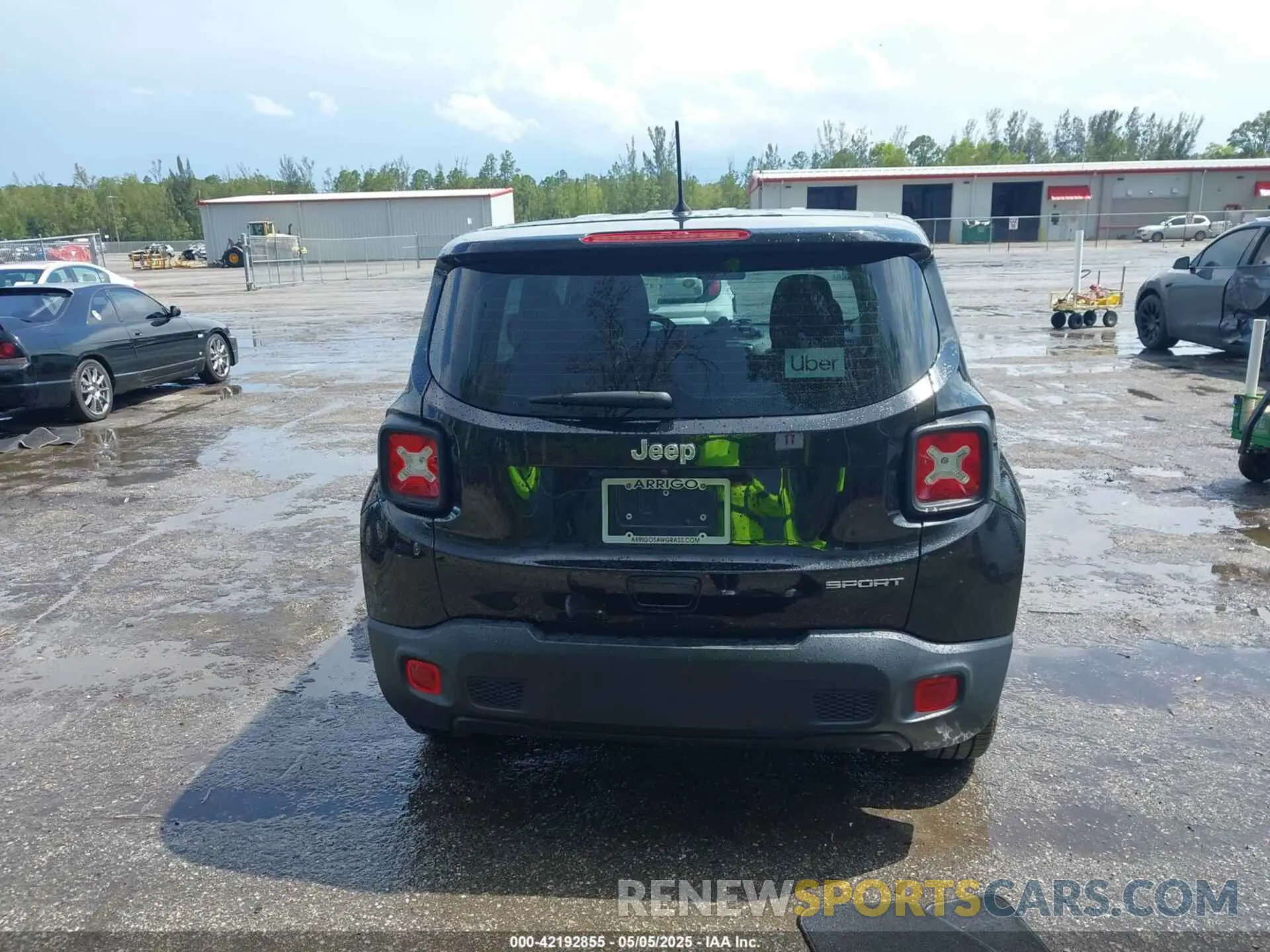 17 Photograph of a damaged car ZACNJAAB5LPL16210 JEEP RENEGADE 2020