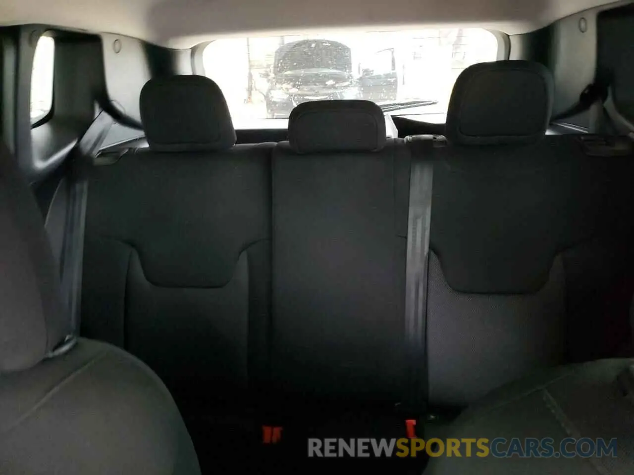 10 Photograph of a damaged car ZACNJAAB6LPL15874 JEEP RENEGADE 2020