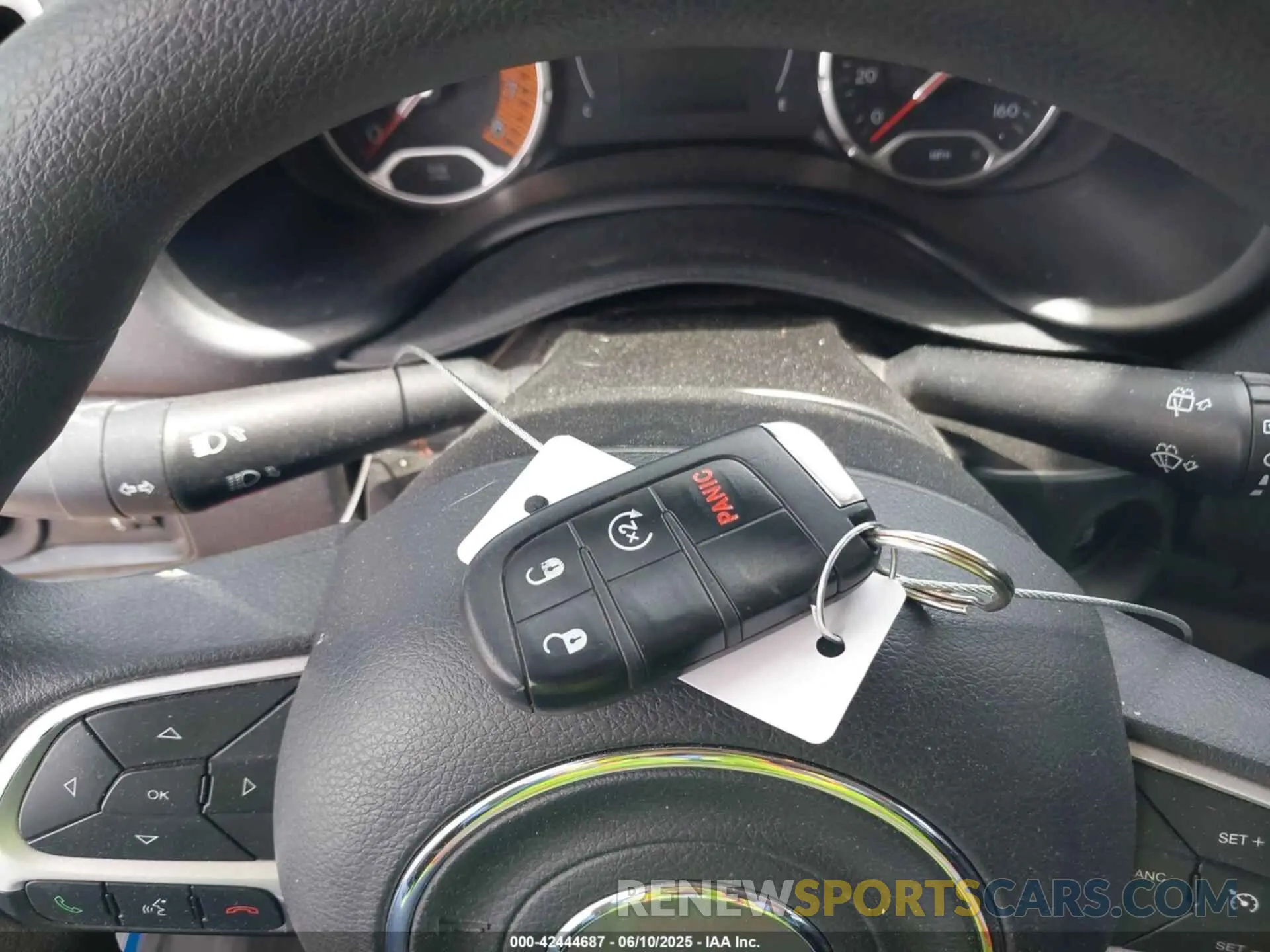 11 Photograph of a damaged car ZACNJAAB6LPL81065 JEEP RENEGADE 2020