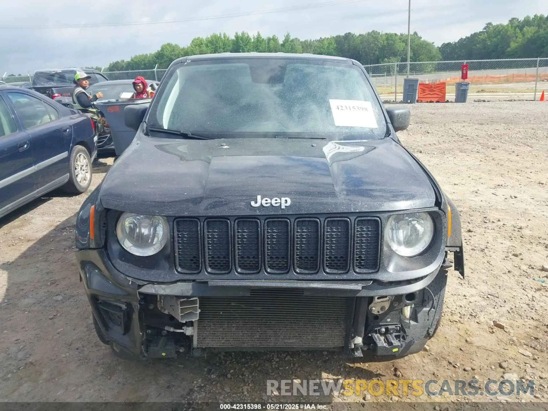12 Photograph of a damaged car ZACNJAAB6LPL81499 JEEP RENEGADE 2020