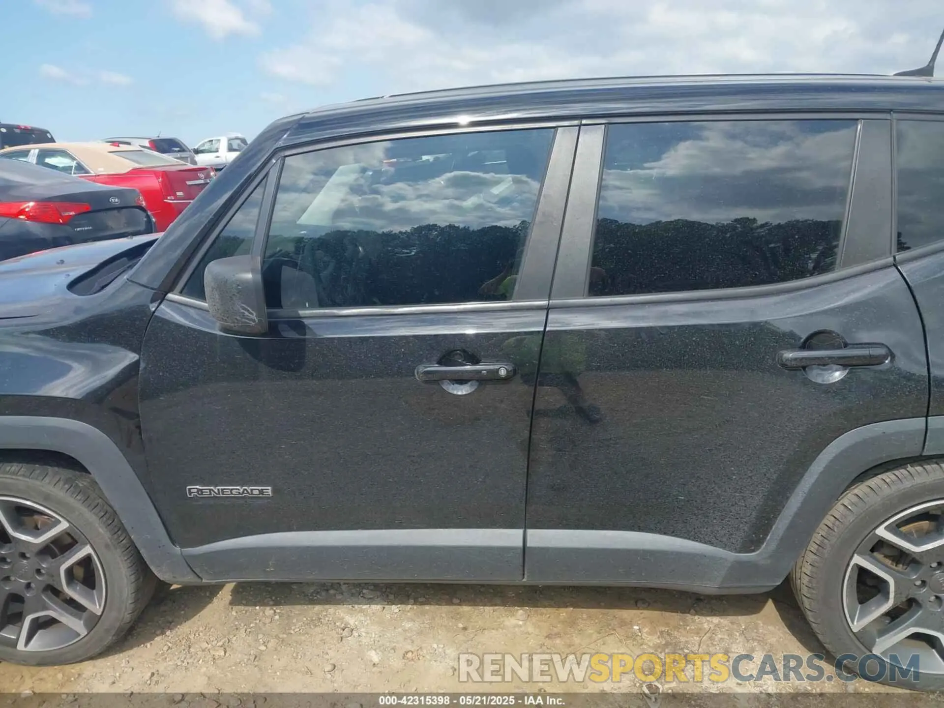 14 Photograph of a damaged car ZACNJAAB6LPL81499 JEEP RENEGADE 2020