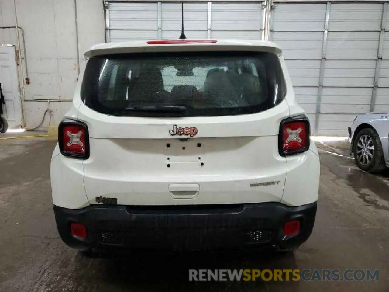 6 Photograph of a damaged car ZACNJAAB7LPL70558 JEEP RENEGADE 2020