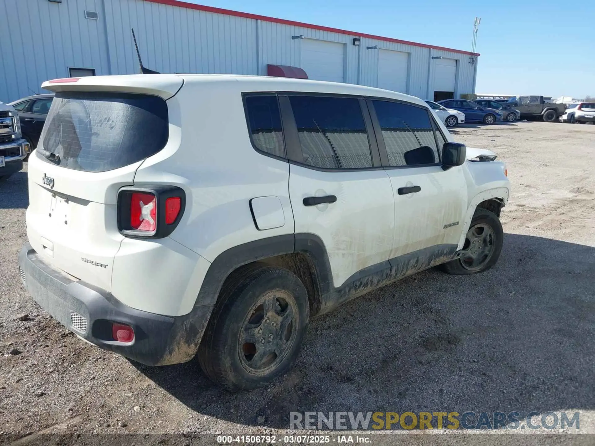 4 Photograph of a damaged car ZACNJAAB7LPL70754 JEEP RENEGADE 2020