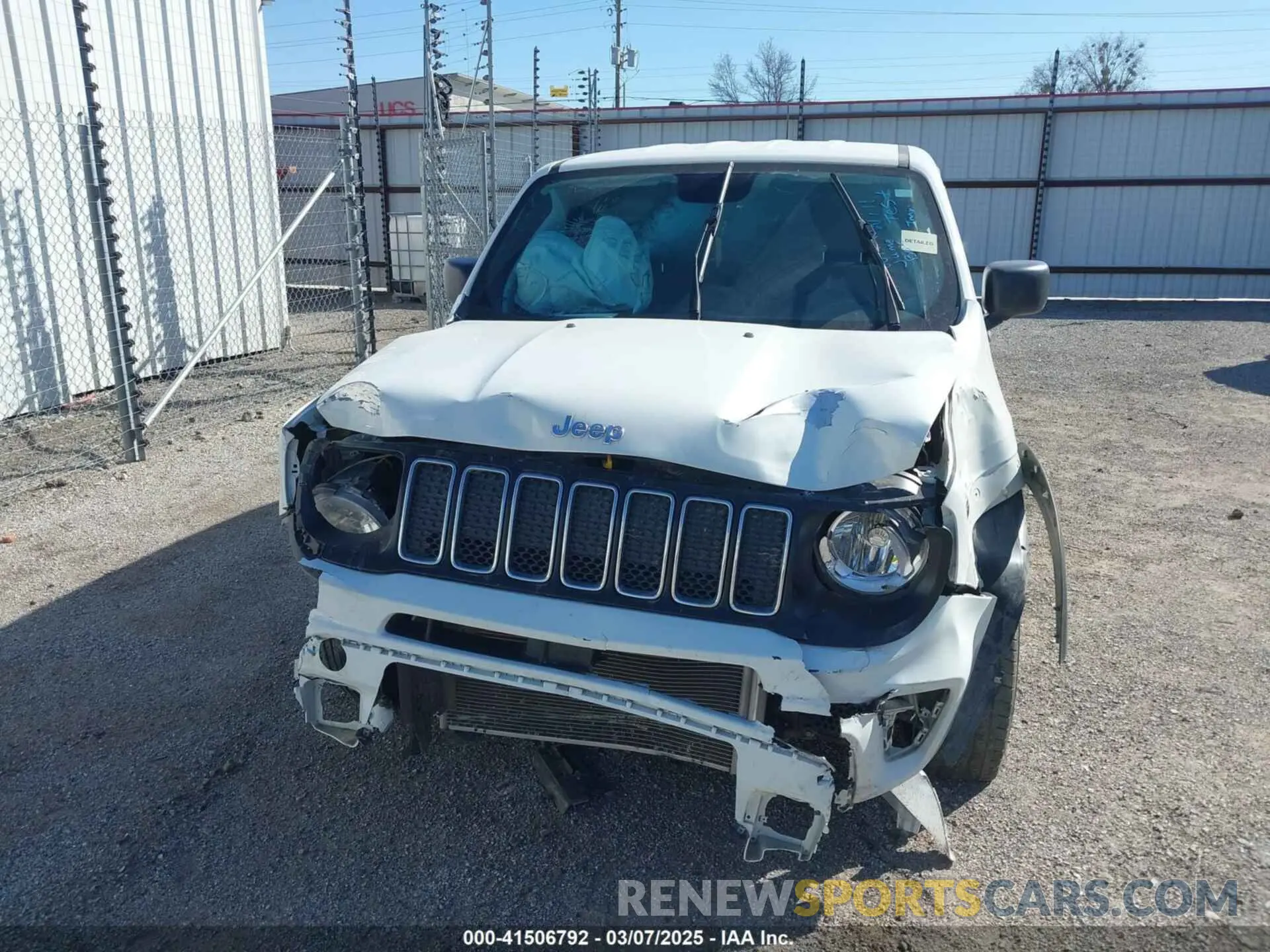 6 Photograph of a damaged car ZACNJAAB7LPL70754 JEEP RENEGADE 2020