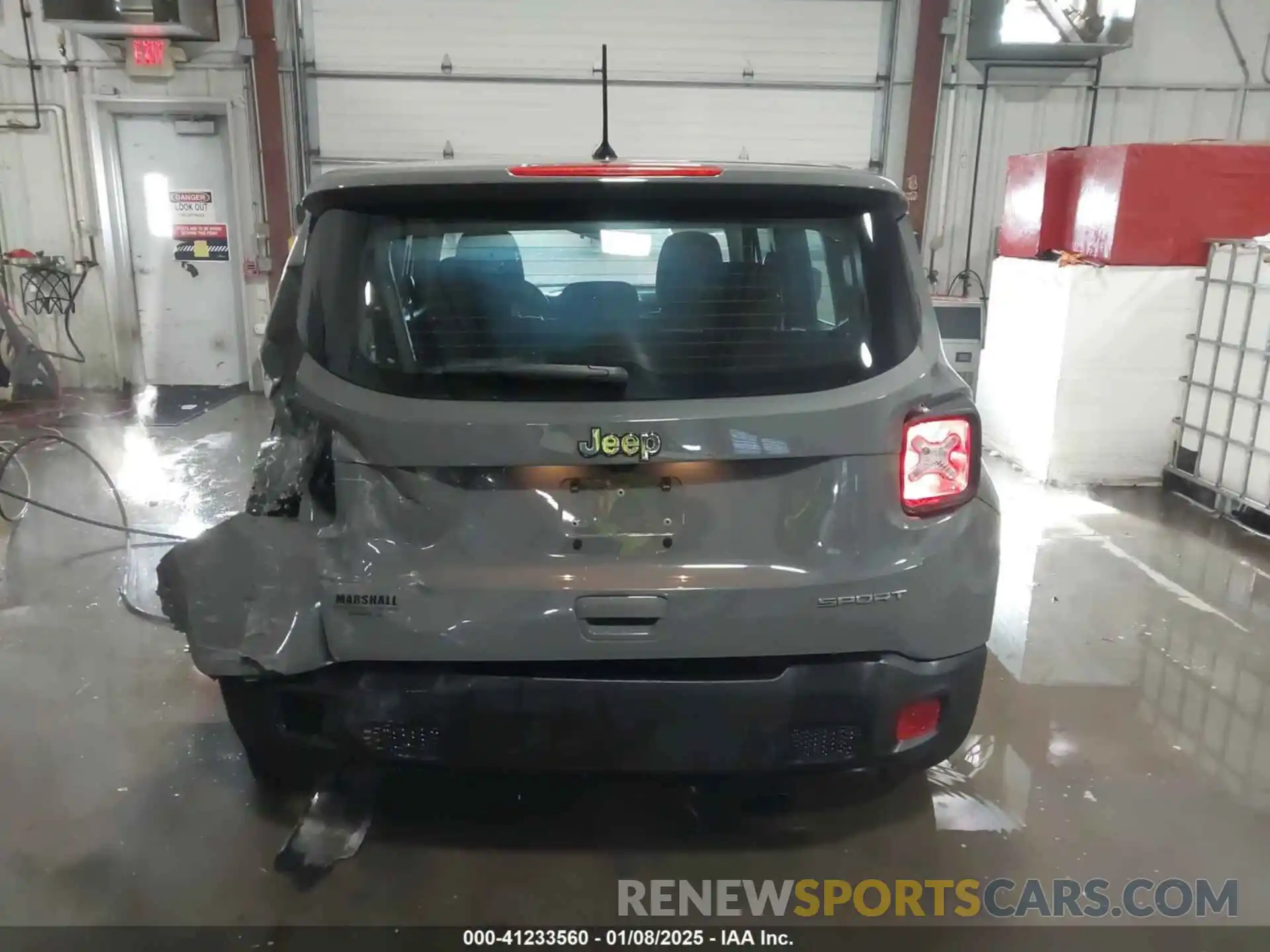 16 Photograph of a damaged car ZACNJAAB8LPL19375 JEEP RENEGADE 2020