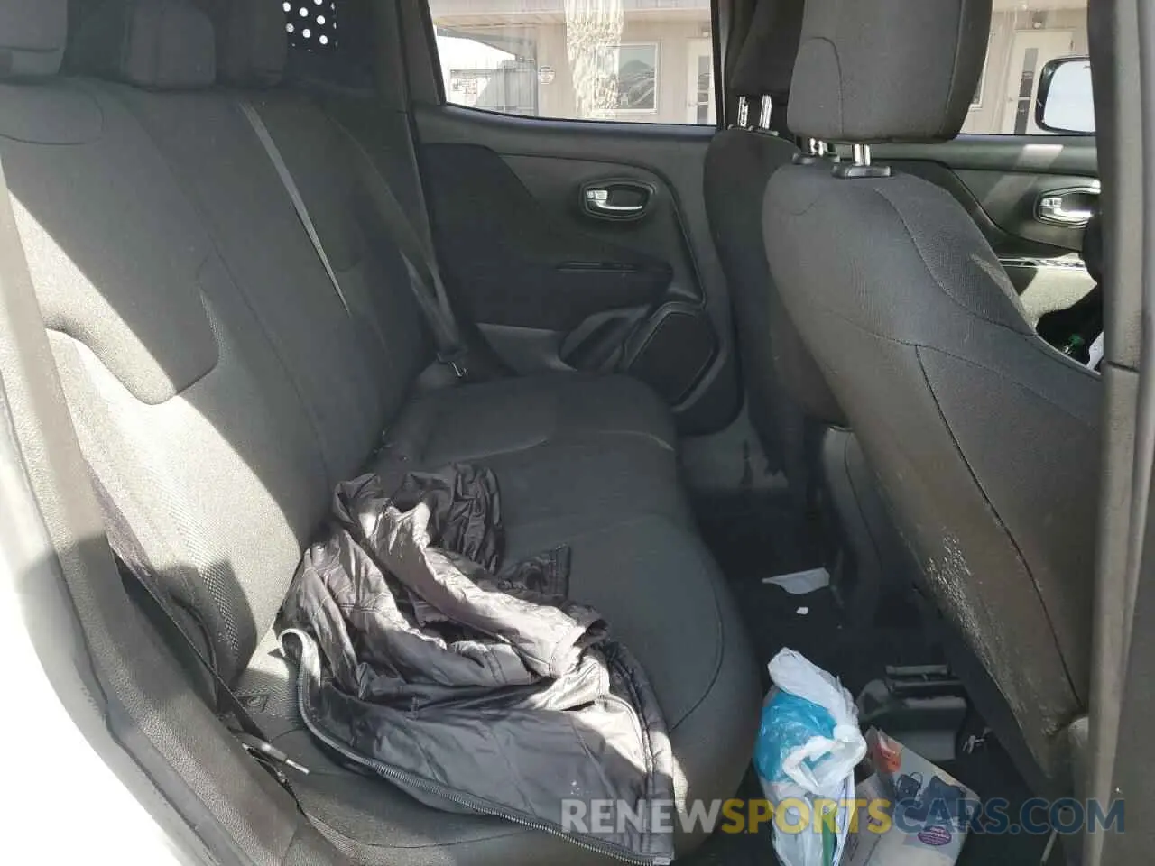 11 Photograph of a damaged car ZACNJAAB8LPL25953 JEEP RENEGADE 2020