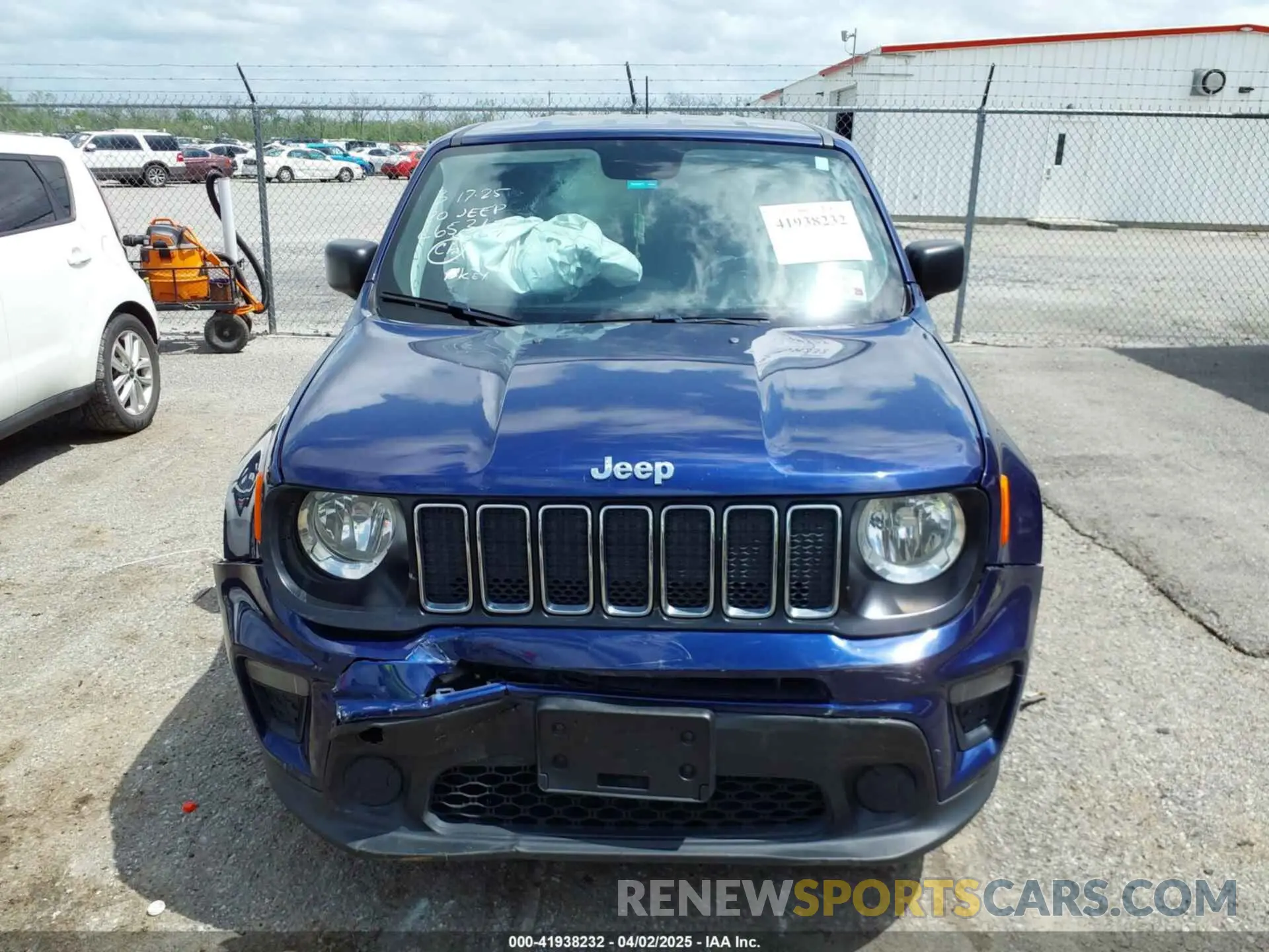 12 Photograph of a damaged car ZACNJAAB8LPL65367 JEEP RENEGADE 2020