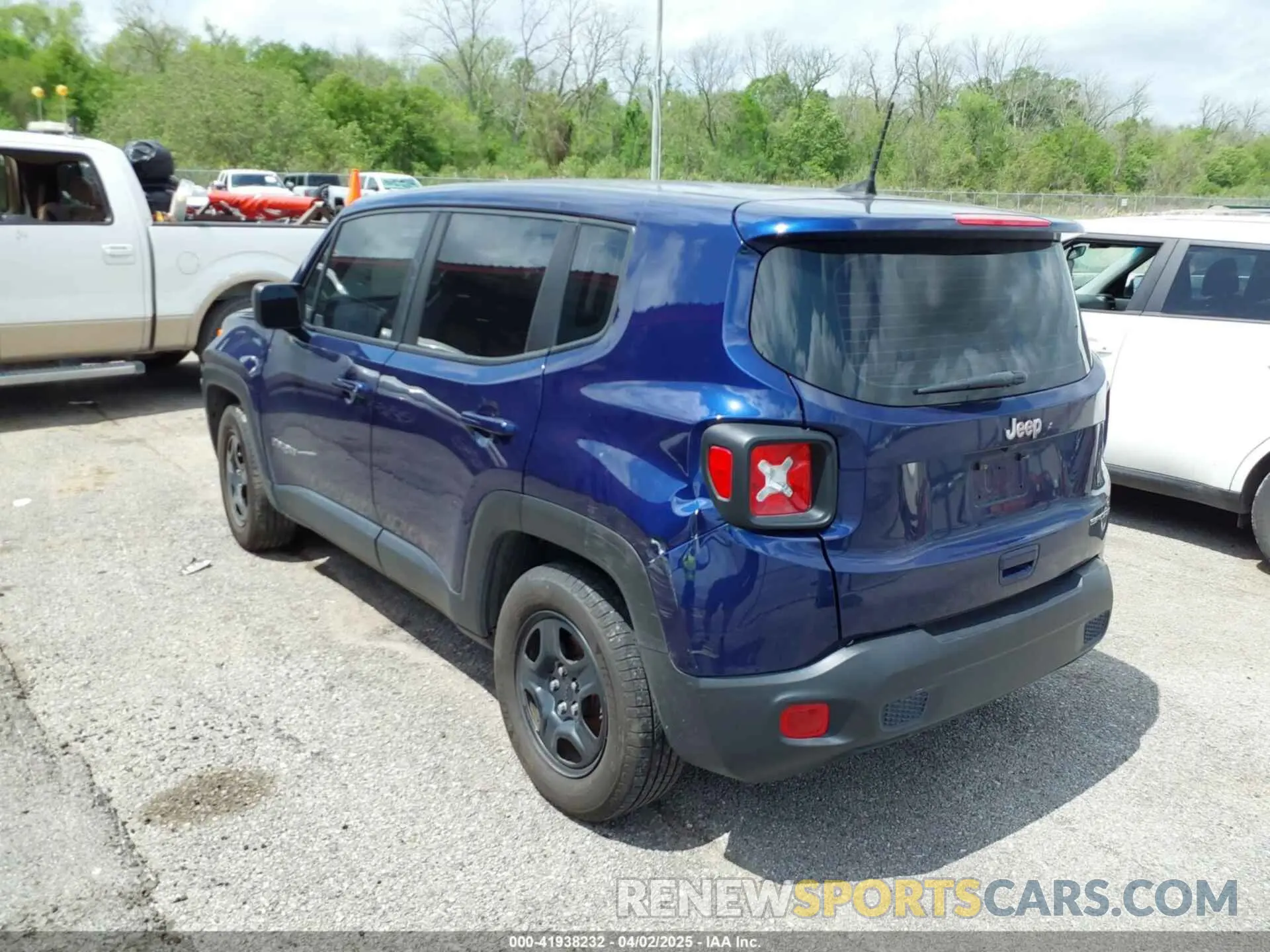 3 Photograph of a damaged car ZACNJAAB8LPL65367 JEEP RENEGADE 2020