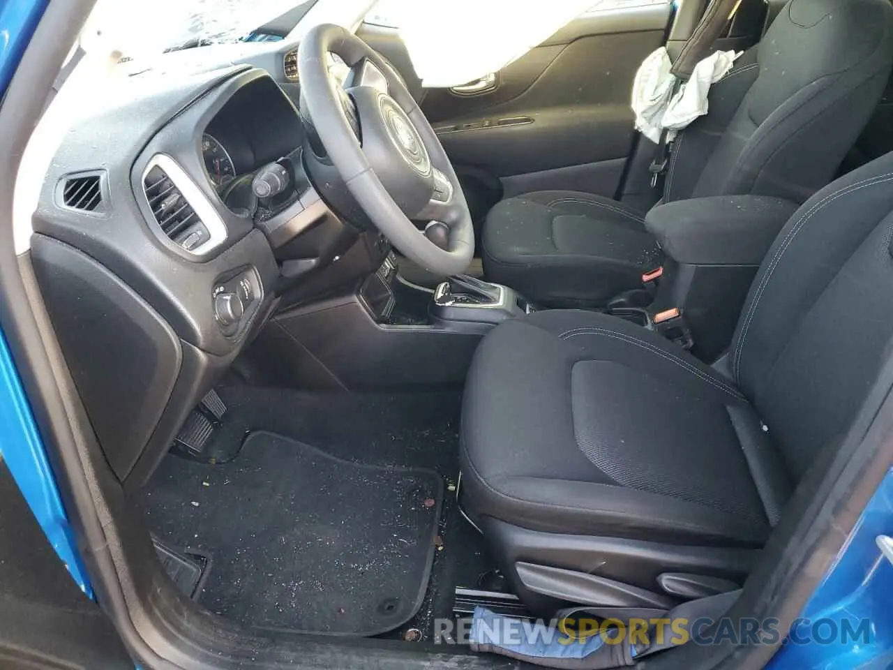 7 Photograph of a damaged car ZACNJAAB8LPL81164 JEEP RENEGADE 2020