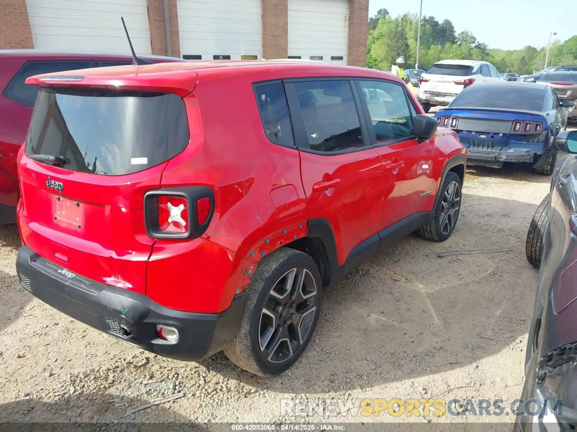 4 Photograph of a damaged car ZACNJAAB8LPL83996 JEEP RENEGADE 2020