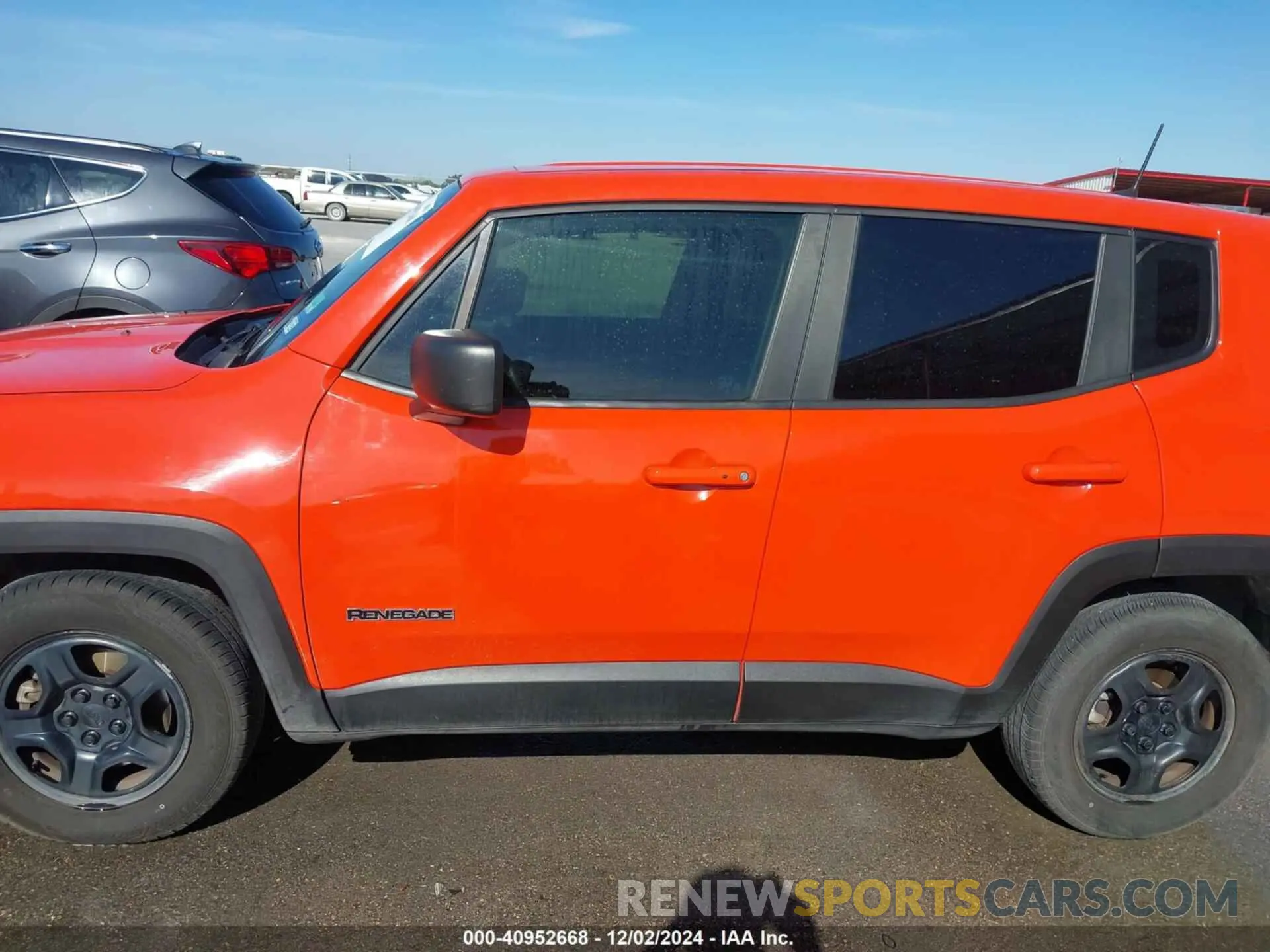 14 Photograph of a damaged car ZACNJAAB8LPL86428 JEEP RENEGADE 2020