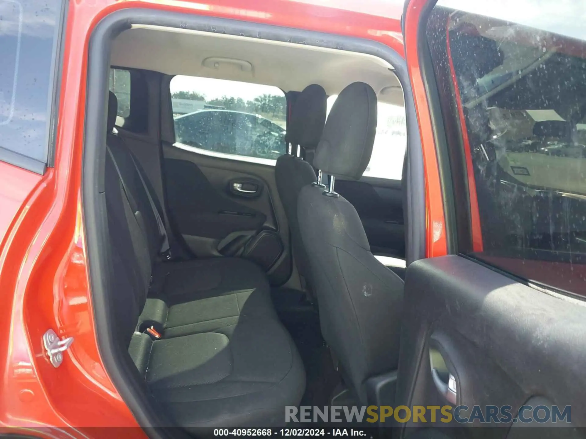 8 Photograph of a damaged car ZACNJAAB8LPL86428 JEEP RENEGADE 2020