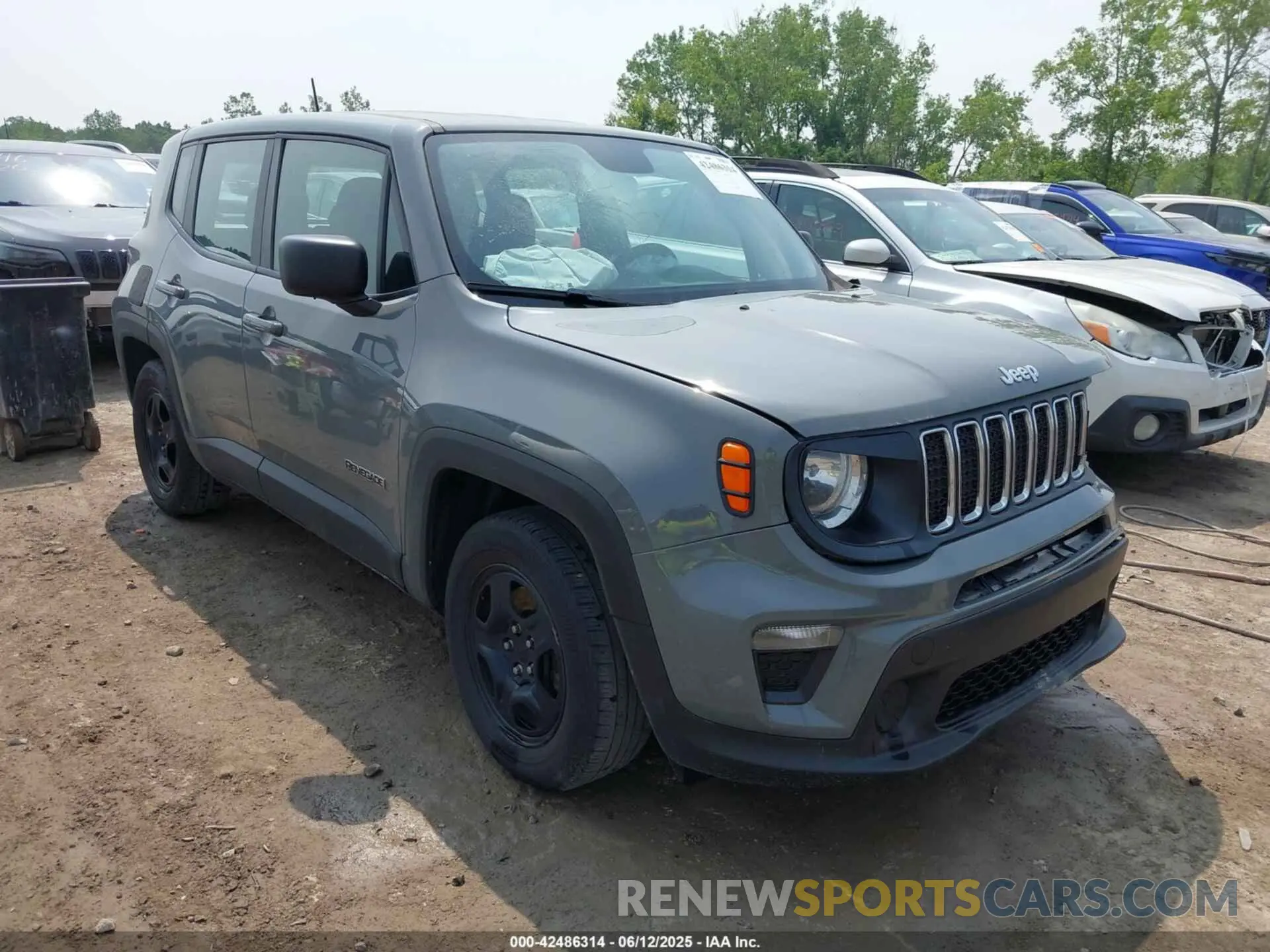 1 Photograph of a damaged car ZACNJAAB9LPL03220 JEEP RENEGADE 2020