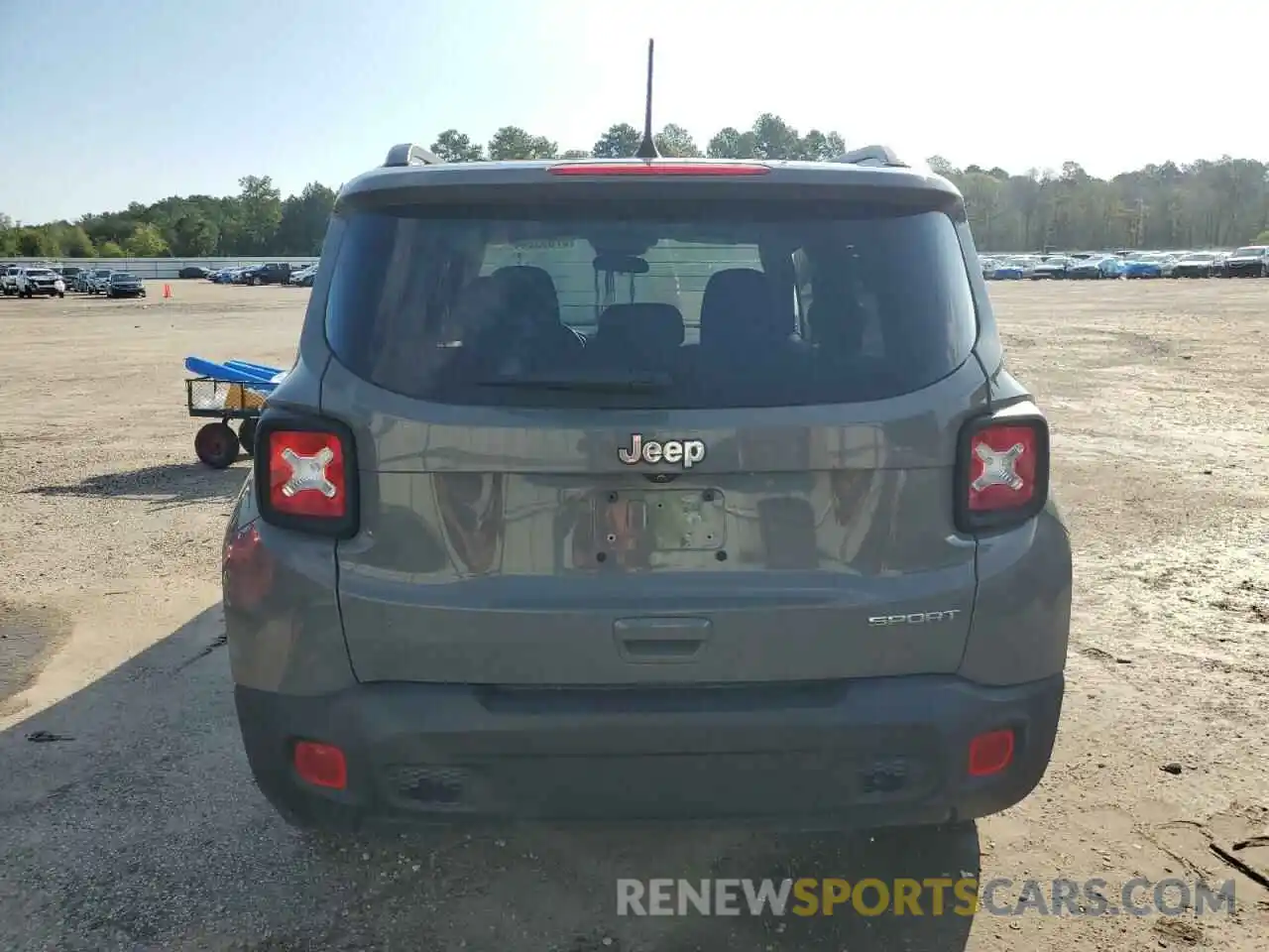 6 Photograph of a damaged car ZACNJAAB9LPL67726 JEEP RENEGADE 2020