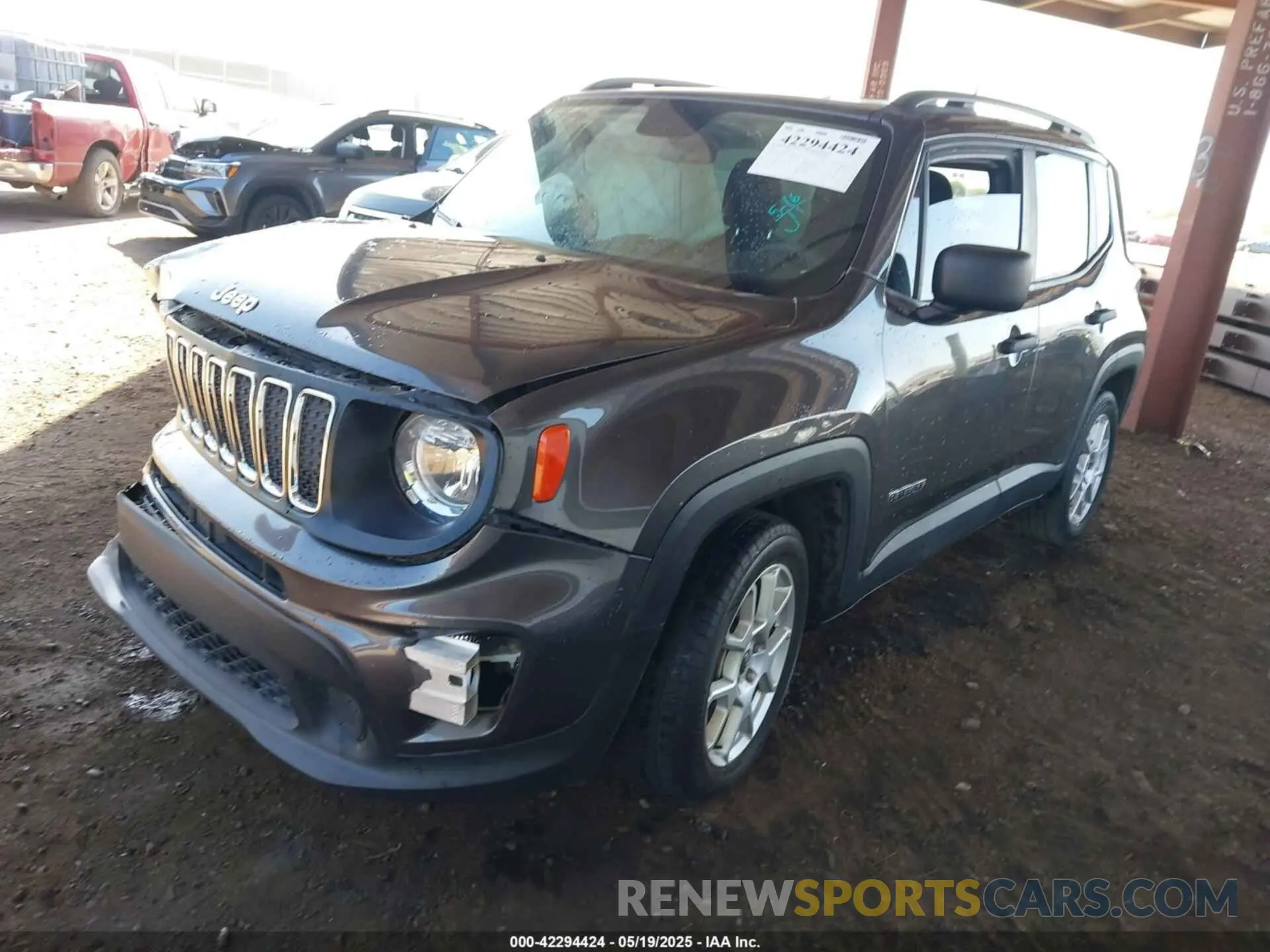 2 Photograph of a damaged car ZACNJAABXLPL61062 JEEP RENEGADE 2020