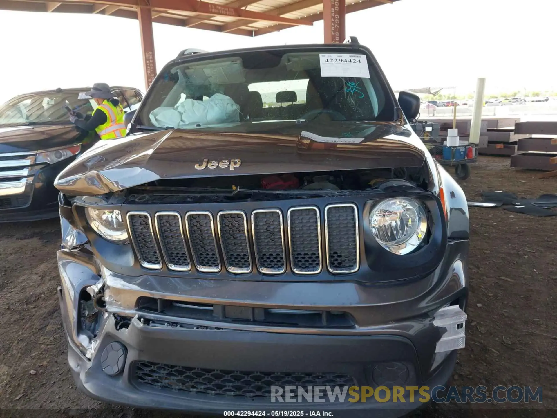 6 Photograph of a damaged car ZACNJAABXLPL61062 JEEP RENEGADE 2020